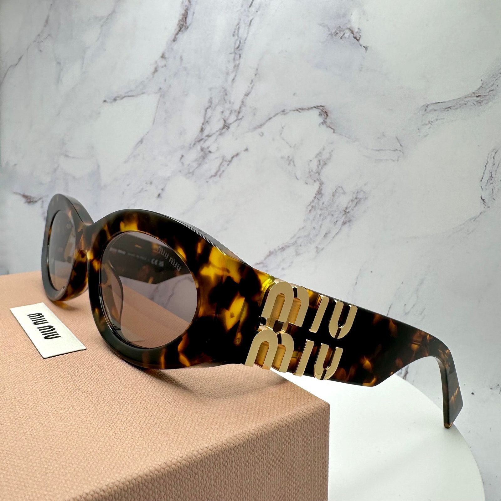 Miu Miu New MIU MIU Sunglasses Brown Tortoise Shell Oval Gold Logo Size ONE SIZE - 7 Thumbnail