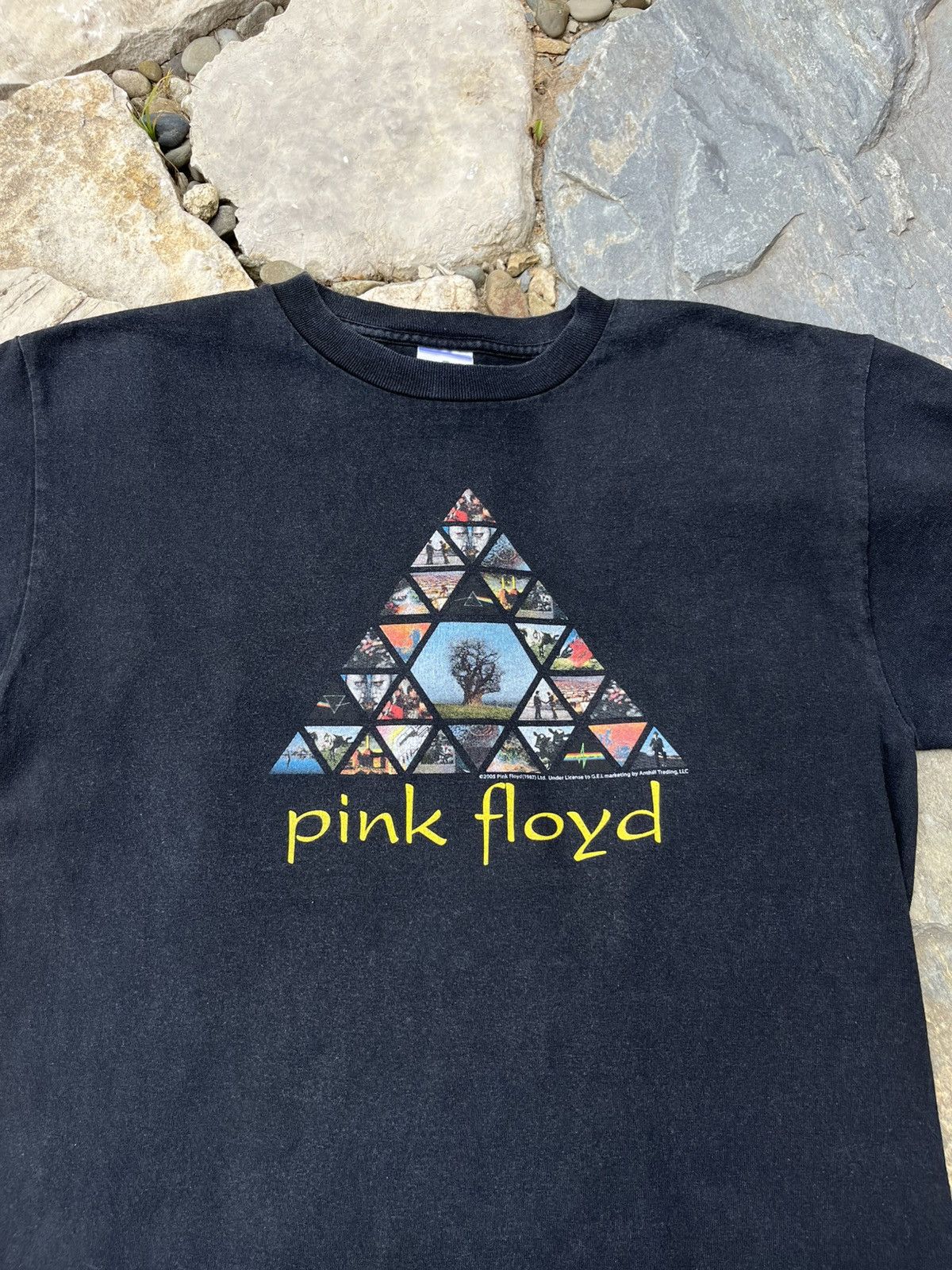 Band Tees × Pink Floyd × Vintage Vintage Pink Floyd 2005 rare t-shirt band tee triangle tree Size US M / EU 48-50 / 2 - 3 Thumbnail