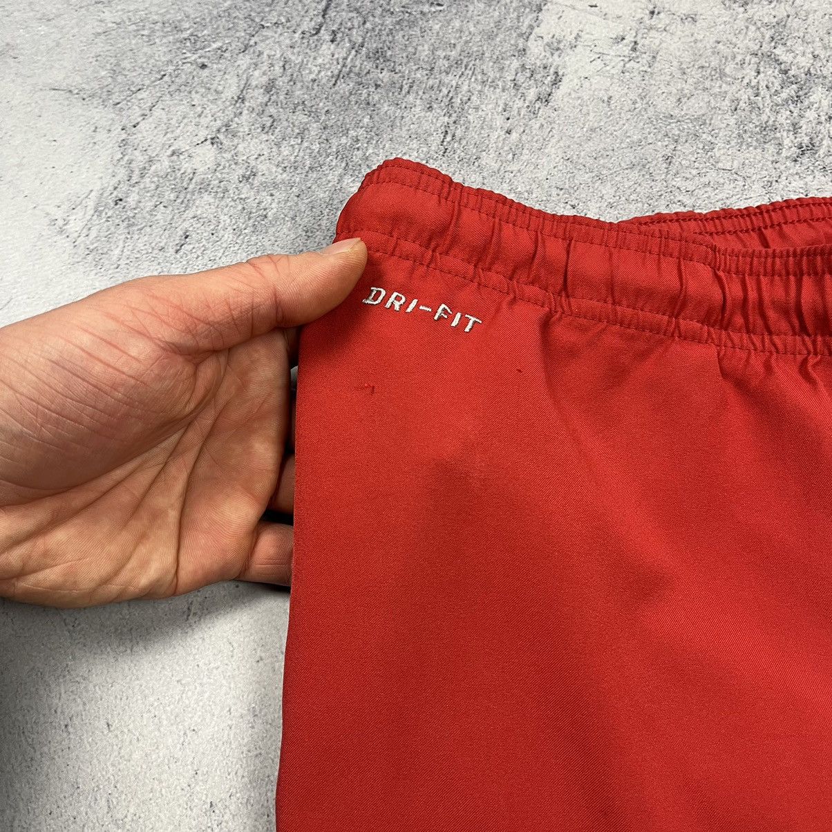 Nike Nike Barcelona Away soccer football shorts 2013/14 Size US 32 / EU 48 - 15 Thumbnail
