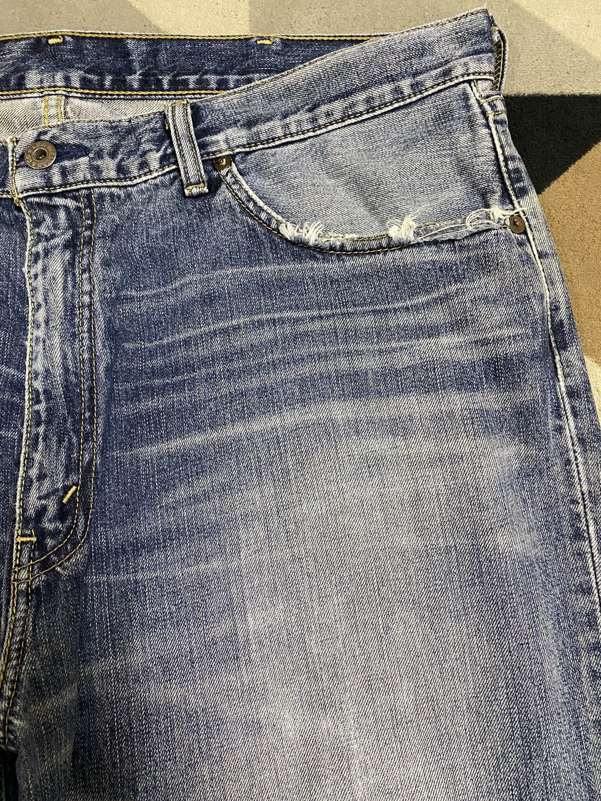 Levi's Vintage Levis502 90’s Button J41 Distressed Baggy Jeans Size US 38 / EU 54 - 7 Thumbnail