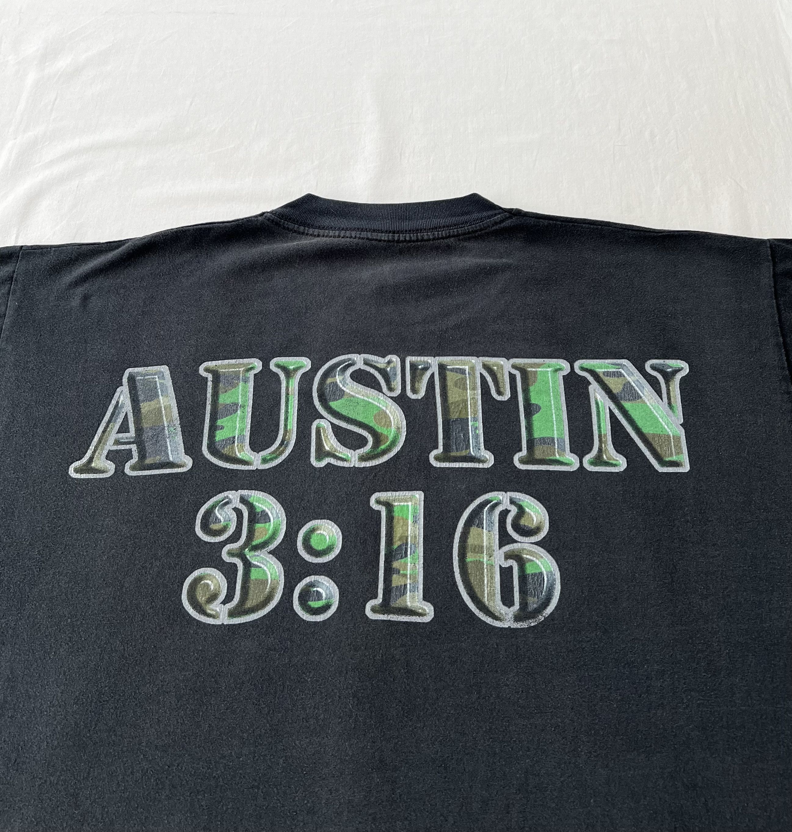 WWE Vintage 1998 Stone Cold Steve Austin Camo Face WWE T-shirt Size US M / EU 48-50 / 2 - 17 Thumbnail