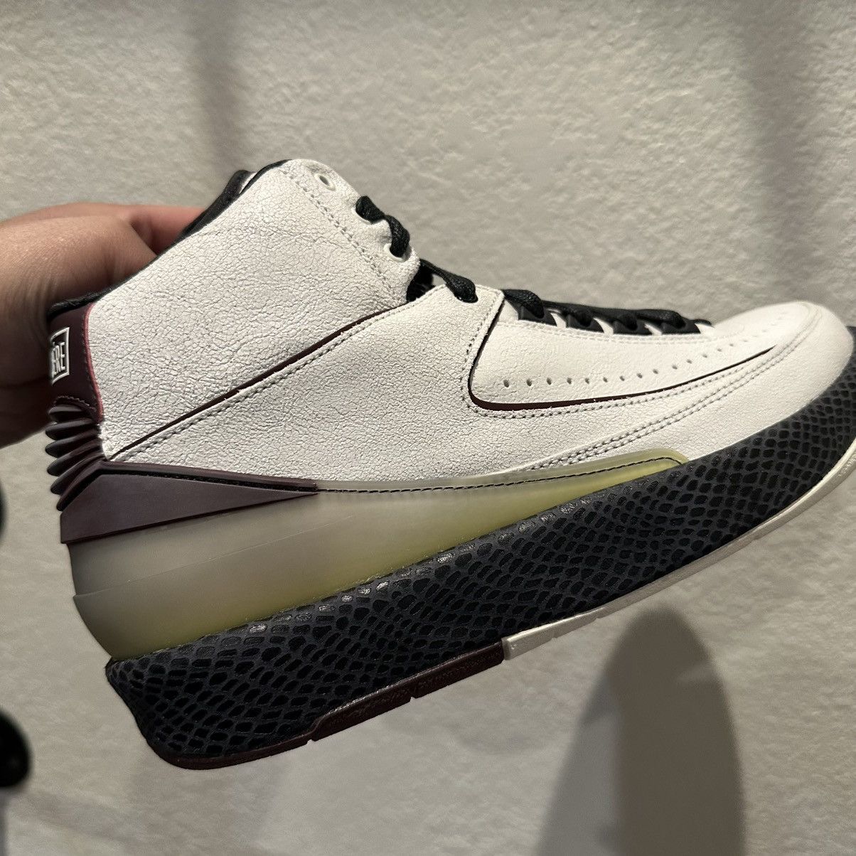 A Ma Maniere × Jordan Brand Air Jordan 2 retro A Ma Maniere Size US 9.5 / EU 42-43 - 5 Thumbnail