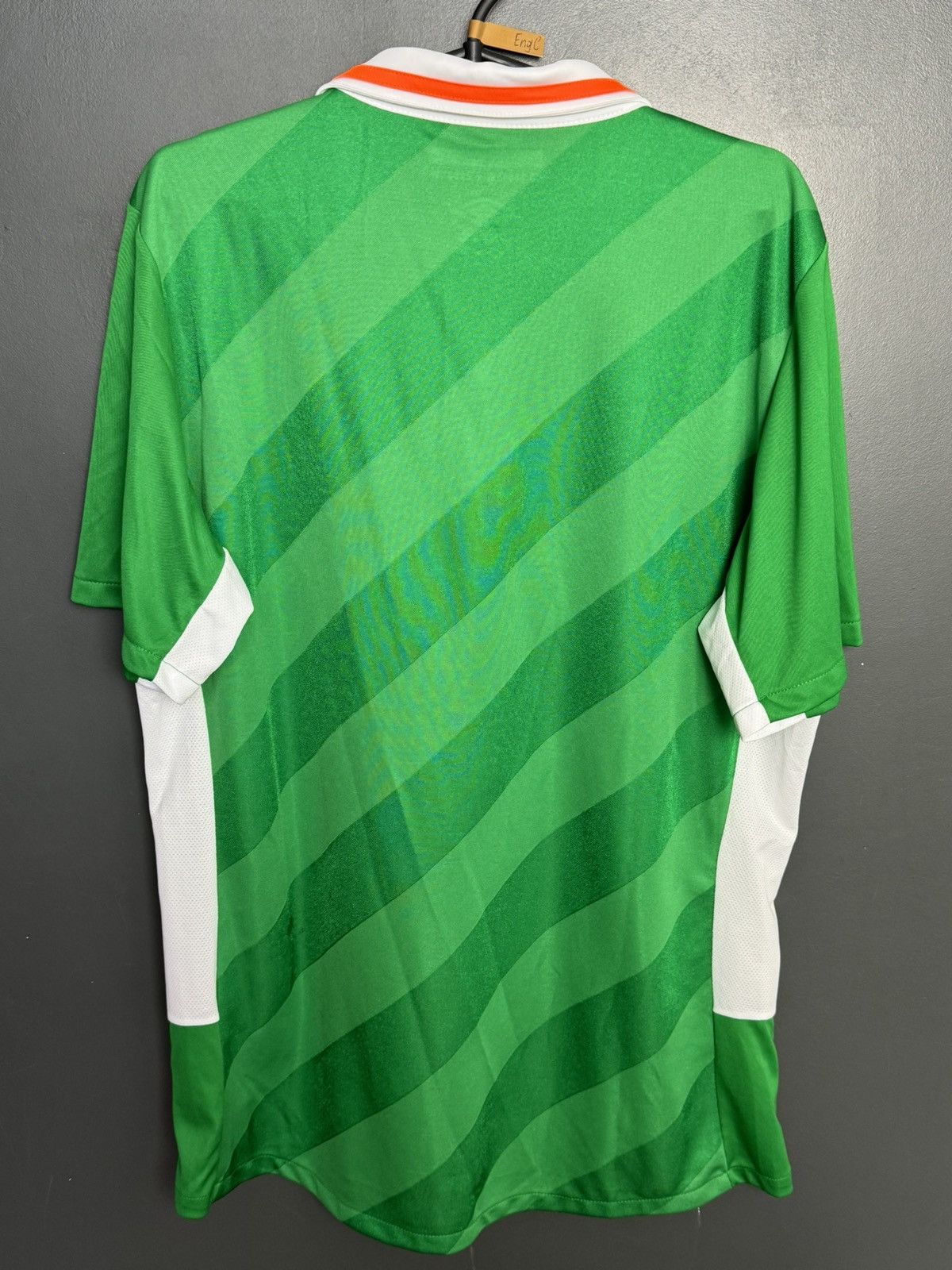 Umbro New Republic of Ireland 16/18 Home Football Jersey Size US L / EU 52-54 / 3 - 2 Thumbnail