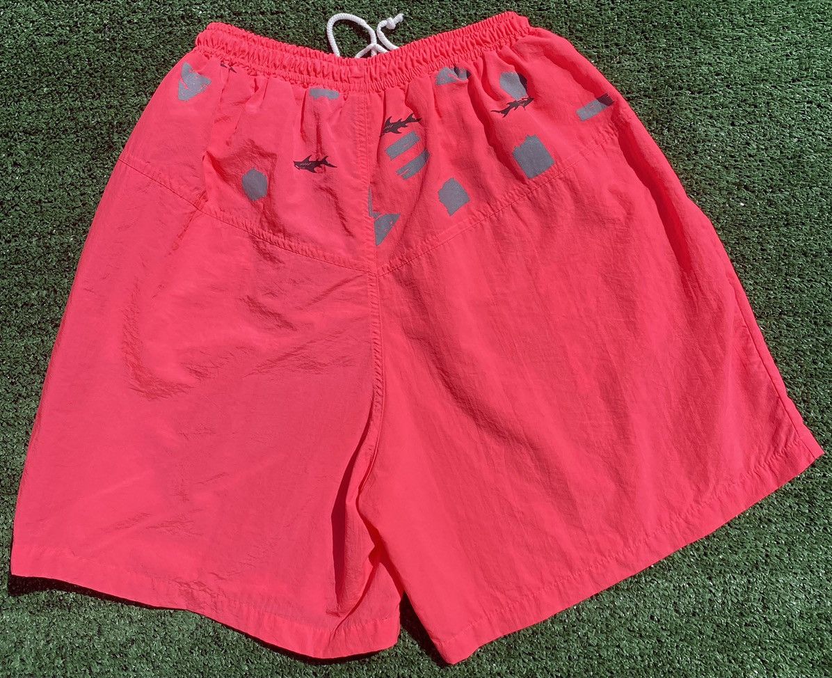 Maui and Sons VTG 80’s Maui and Sons Neon Sharks Surf Beach Shorts Mens M Size US 35 - 8 Thumbnail