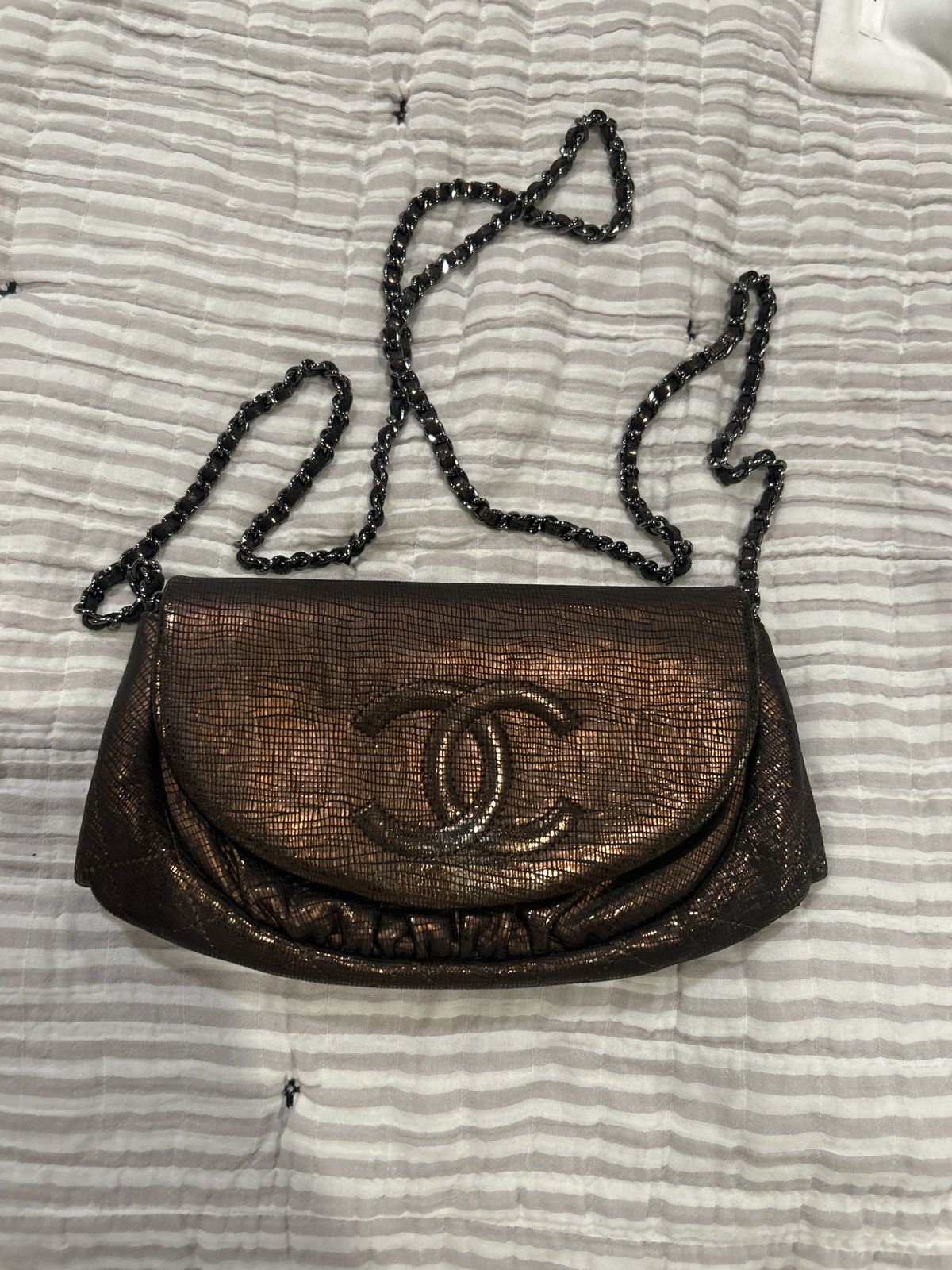 Chanel Vintage Chanel Half Moon Wallet on Chain Size ONE SIZE - 1 Thumbnail
