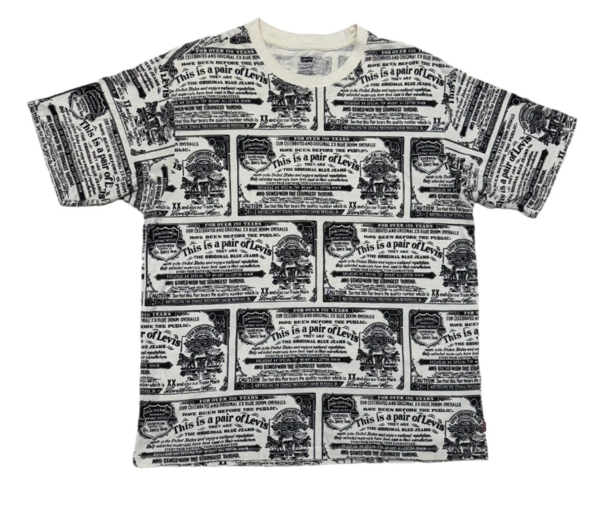 Rare LEVIS Fullprint Tee