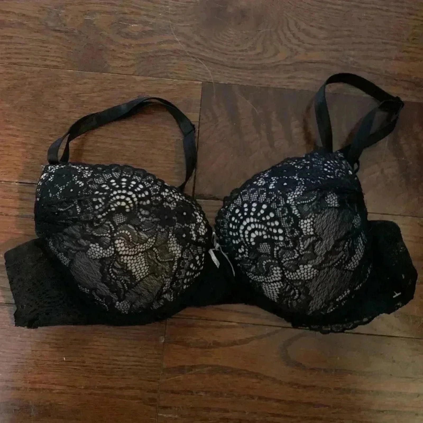 Designer Black lace bra Size ONE SIZE - 2 Thumbnail