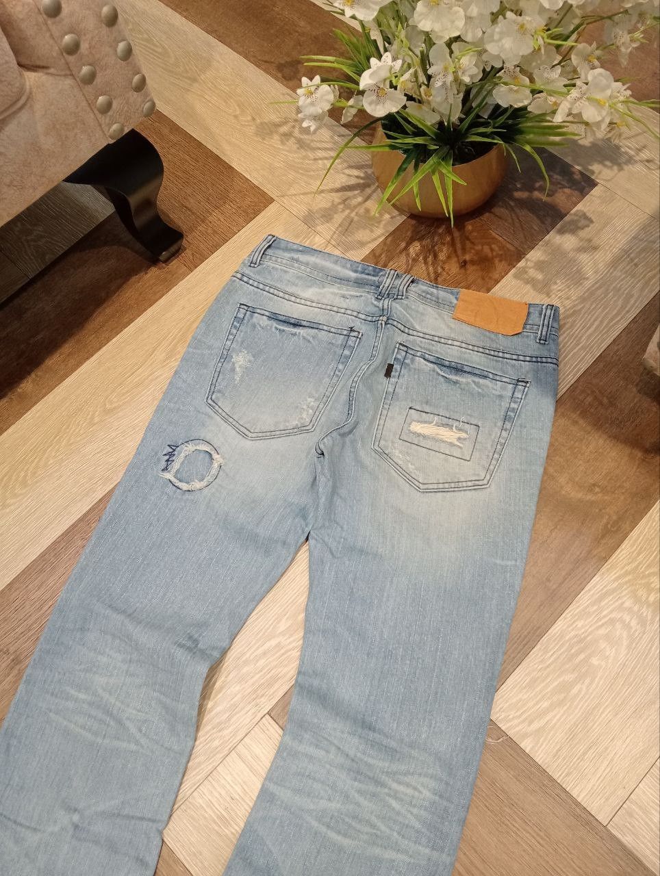 Japanese Brand DAISY LIGHT BLUE DISTRESSED FLARED DENIM PANTS Size US 31 - 9 Thumbnail