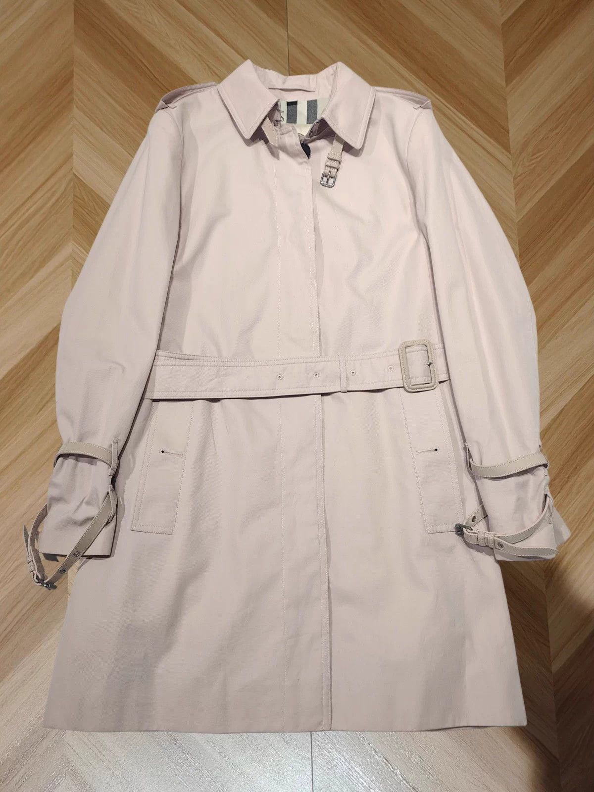 Burberry Burberry light pink long trench coat UK12 99 New Size M / US 6-8 / IT 42-44 - 1 Thumbnail