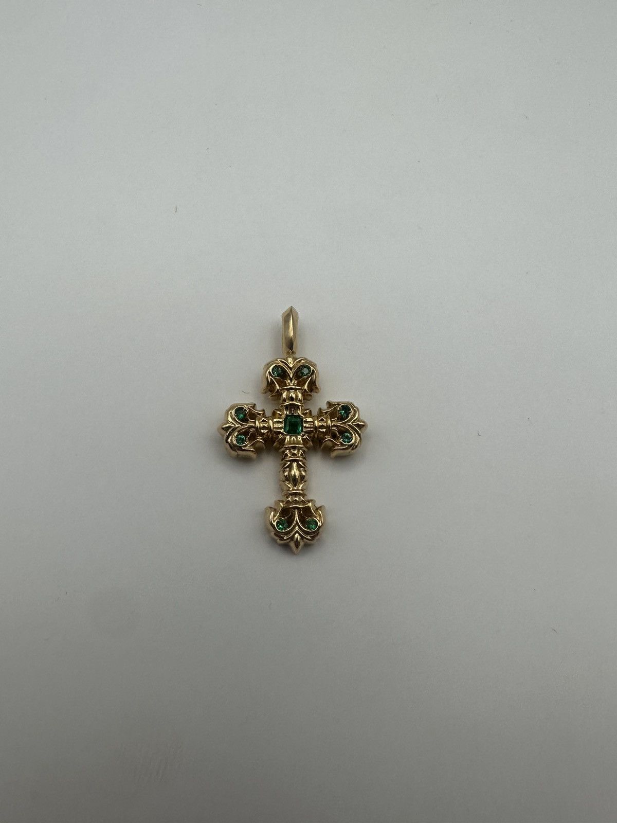 Chrome Hearts Chrome hearts 22k gold filigree charm pave emerald Size ONE SIZE - 1 Thumbnail