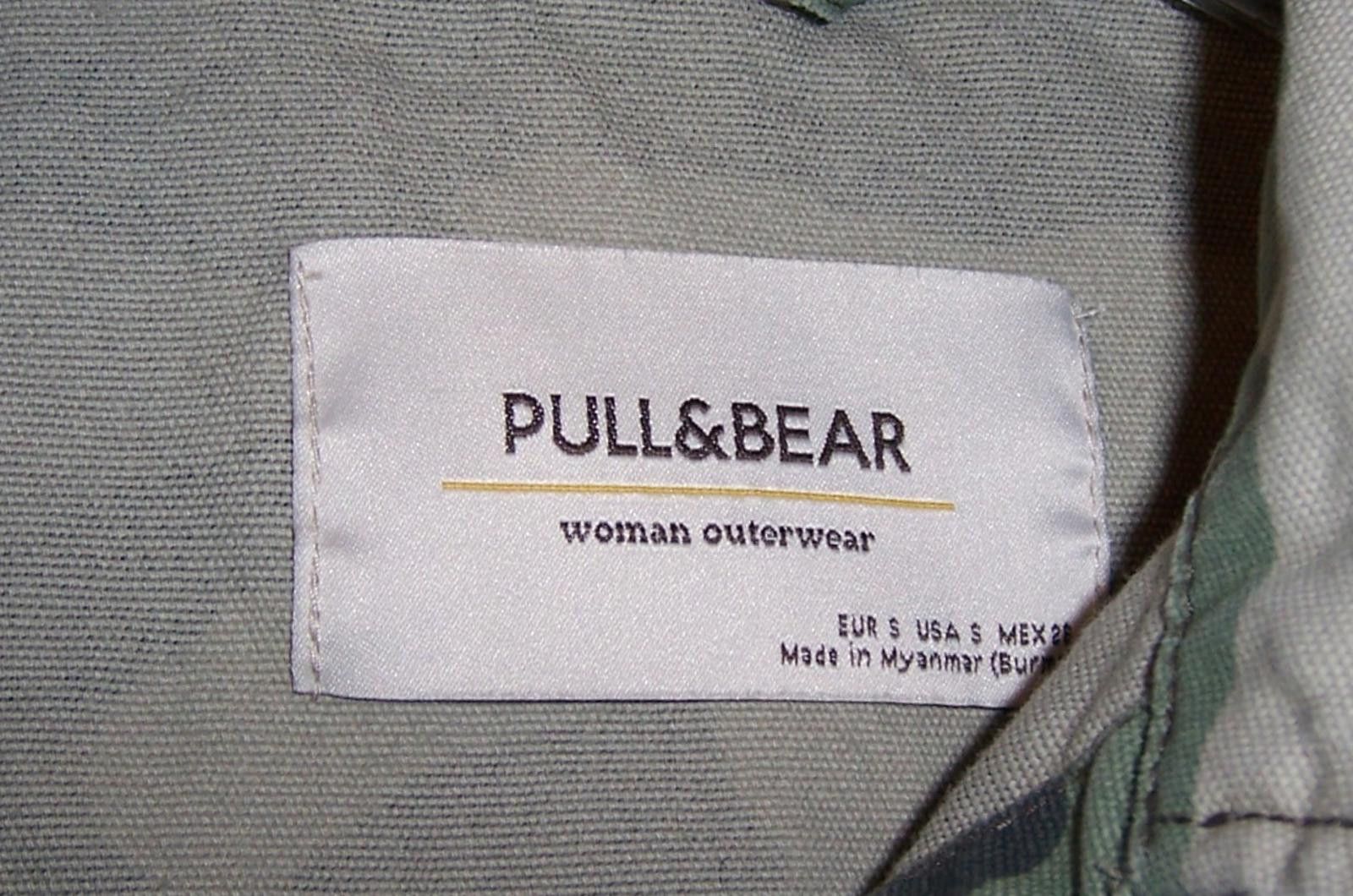 Pull & Bear Pull & Bear Women's Cropped Camo Jacket - Small Size S / US 4 / IT 40 - 3 Thumbnail