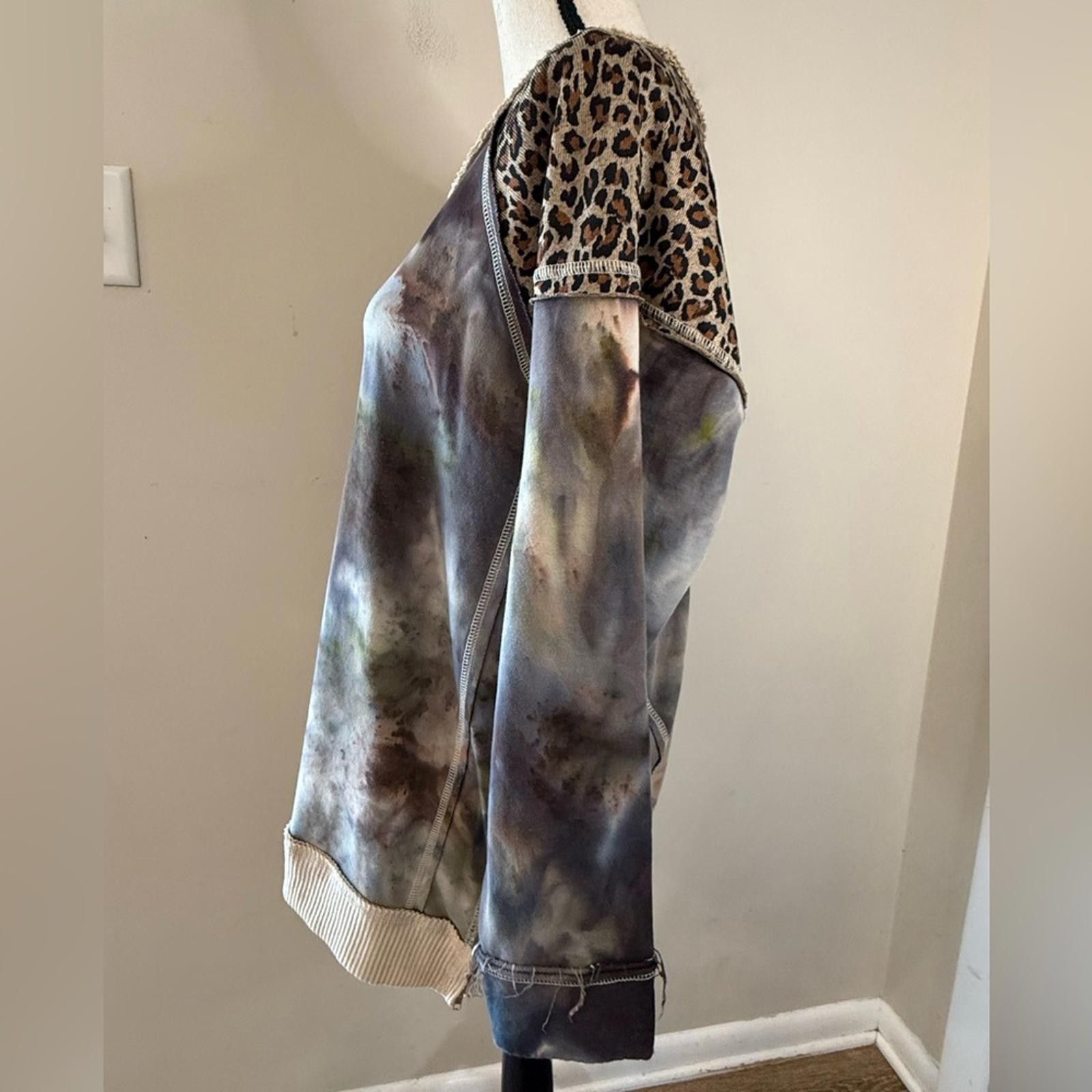 Other Umgee tie dyed & leopard print oversized sweatshirt SZ SM Size S / US 4 / IT 40 - 3 Thumbnail