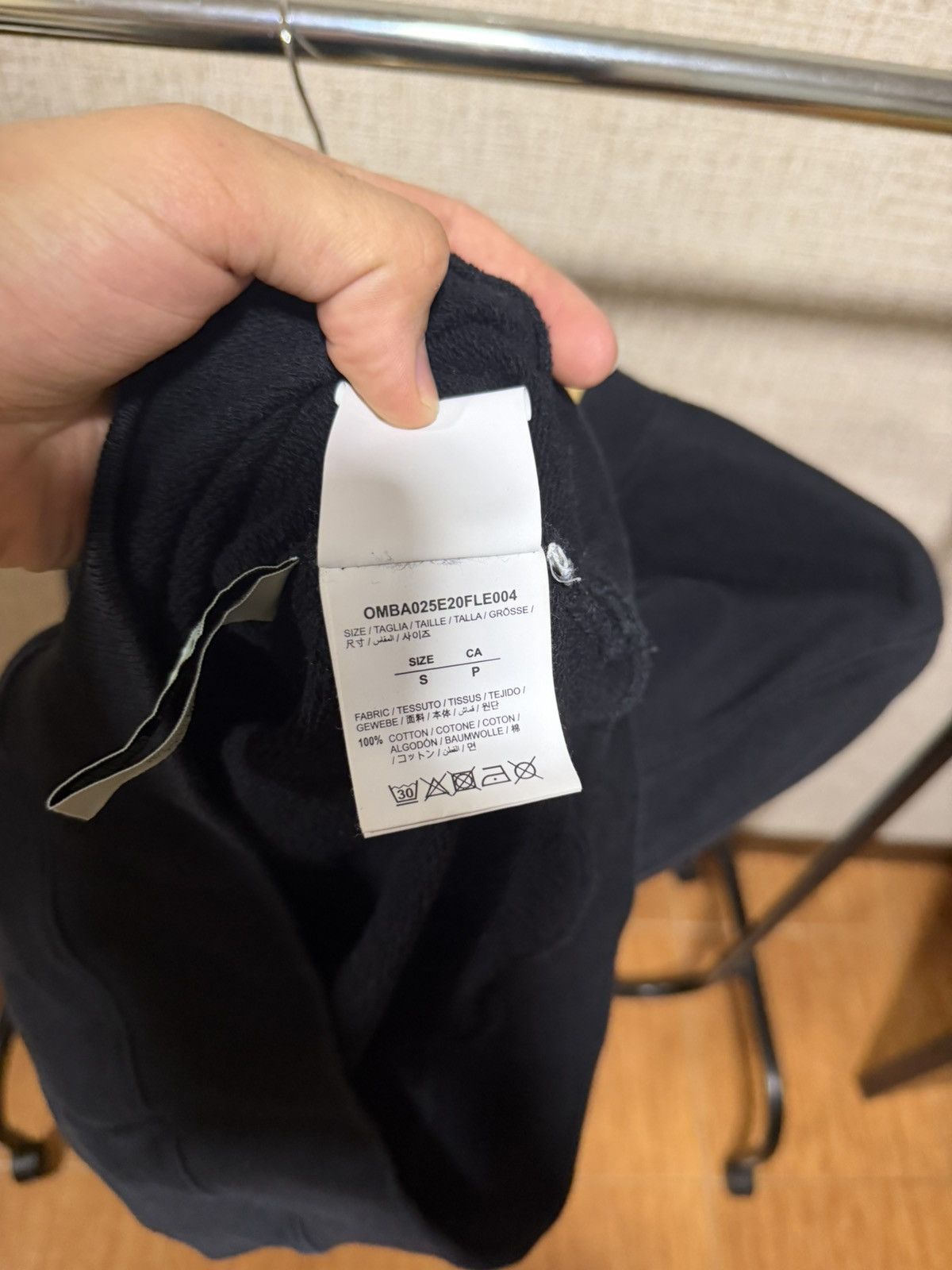 Off-White OFF WHITE CARAVAGGIO PAINTING BLACK SWEATSHIRT Size US S / EU 44-46 / 1 - 6 Thumbnail