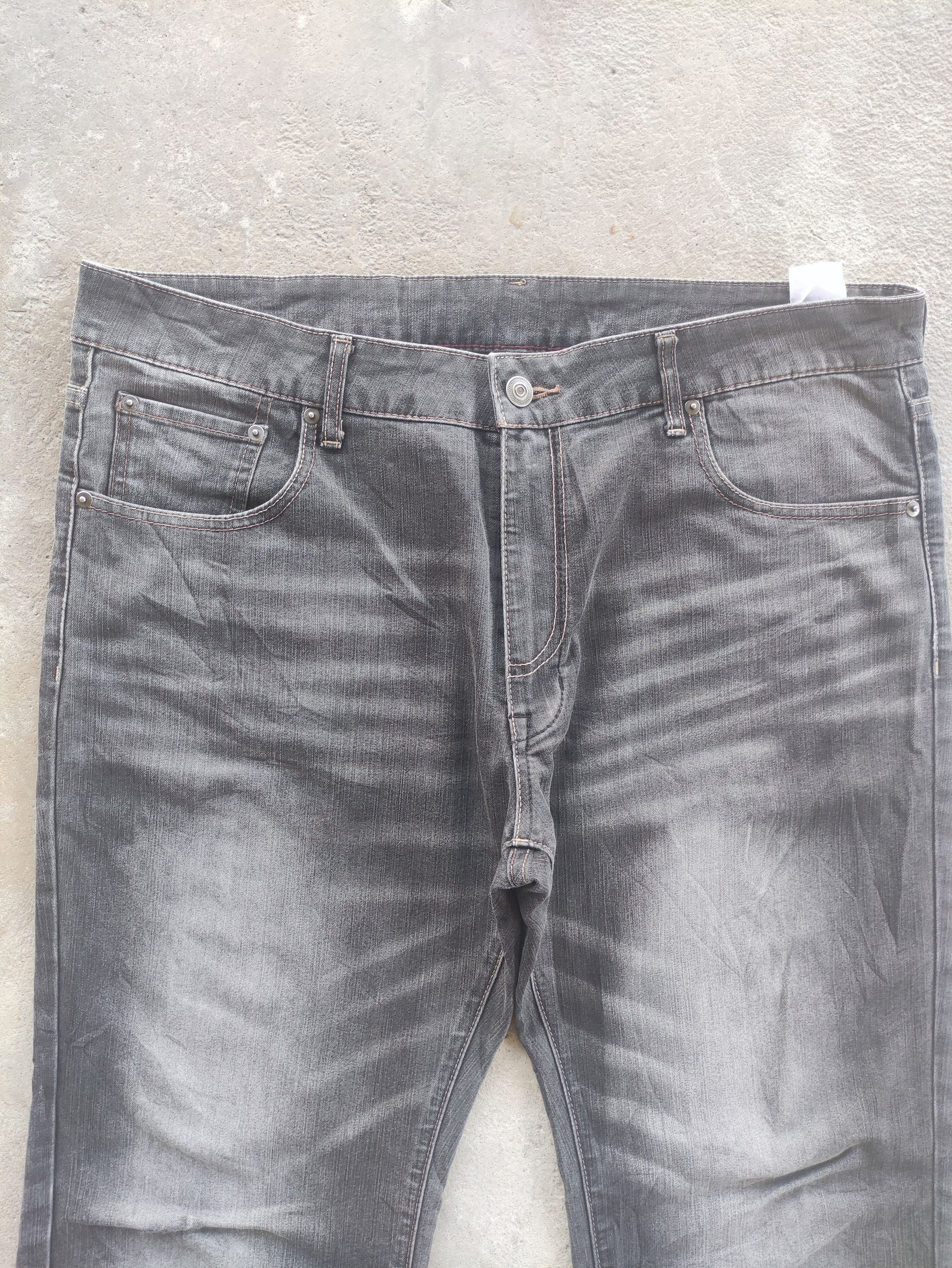 Japanese Brand Vintage Japanese Distress Faded Denim Pants Size US 38 / EU 54 - 3 Thumbnail
