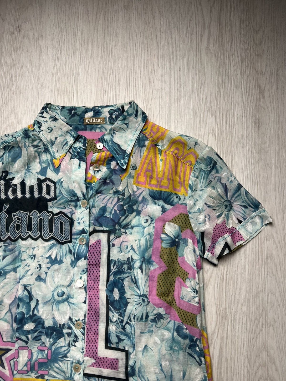 John Galliano John Galliano Stars Floral Print Tropical Shirt Size US S / EU 44-46 / 1 - 4 Thumbnail