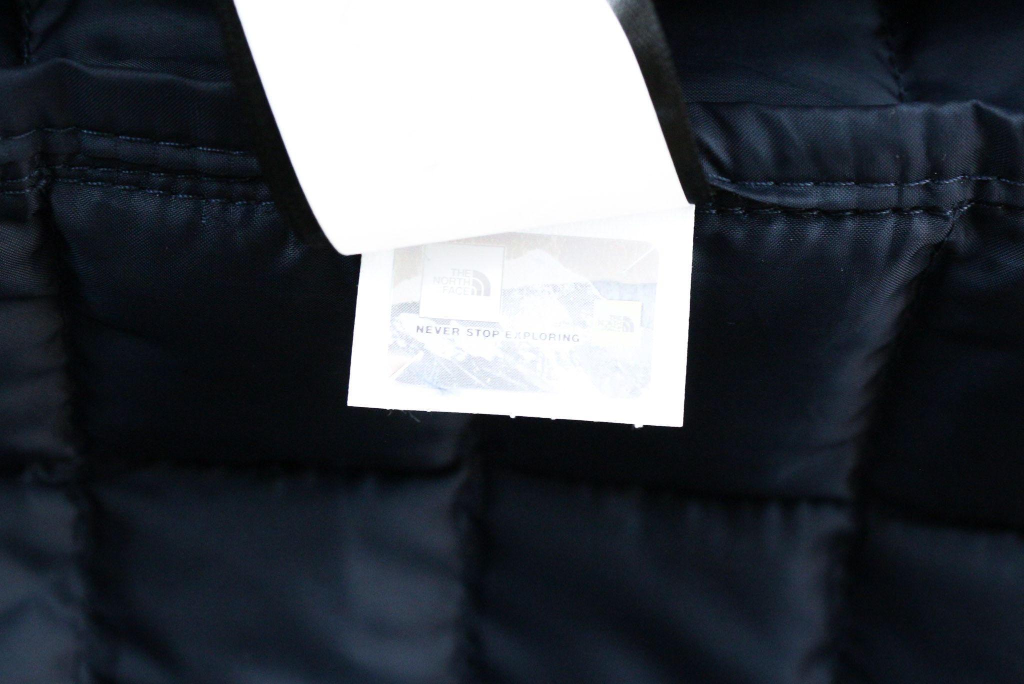 The North Face T93Y3N XL Thermoball Eco High Neck Lined Blue Jacket 79749 Size US XL / EU 56 / 4 - 14 Thumbnail