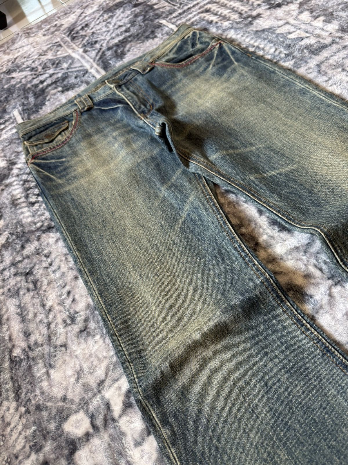 Fad Three × GOSTAR DE FUGA × Japanese Brand Rupert Japan Muddy Wash Rivet Edgy Flared Denim Pants Size US 31 - 6 Thumbnail