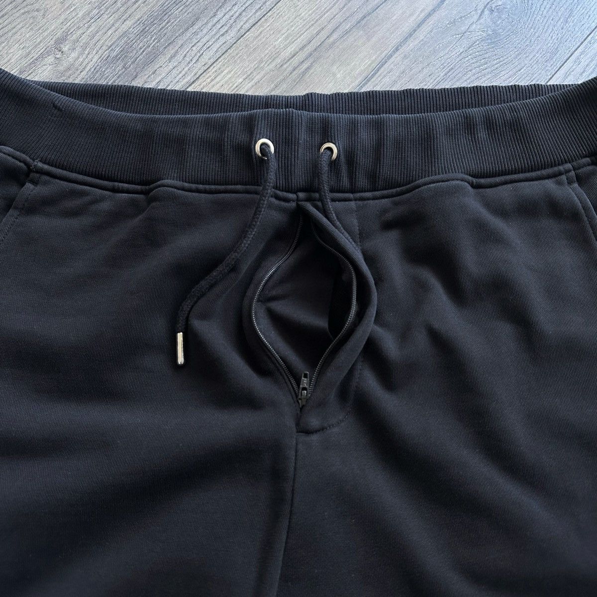 Helmut Lang HELMUT LANG 3D Logo Print Black Sweatpants Size US 35 - 3 Thumbnail