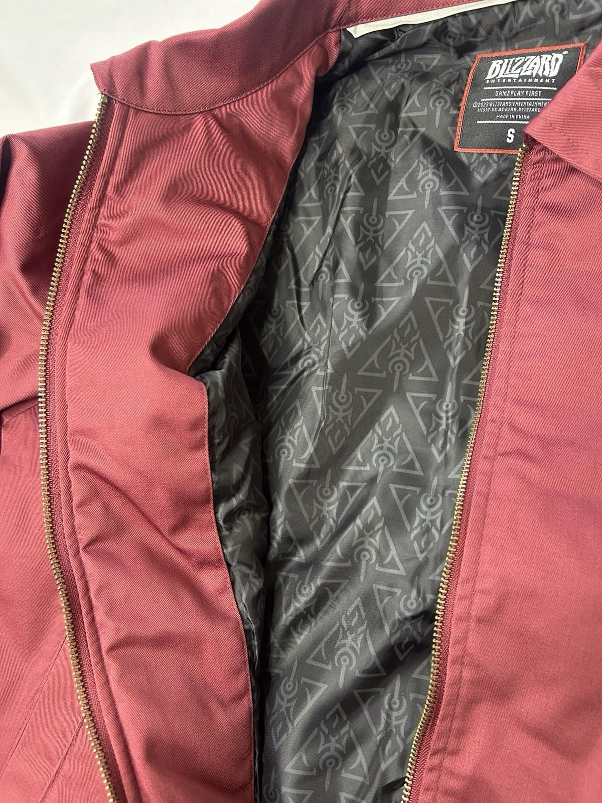 Other DIABLO IV 4 Maroon Full Zip Men’s Small NWT Sold Out 2023 Size US S / EU 44-46 / 1 - 3 Thumbnail