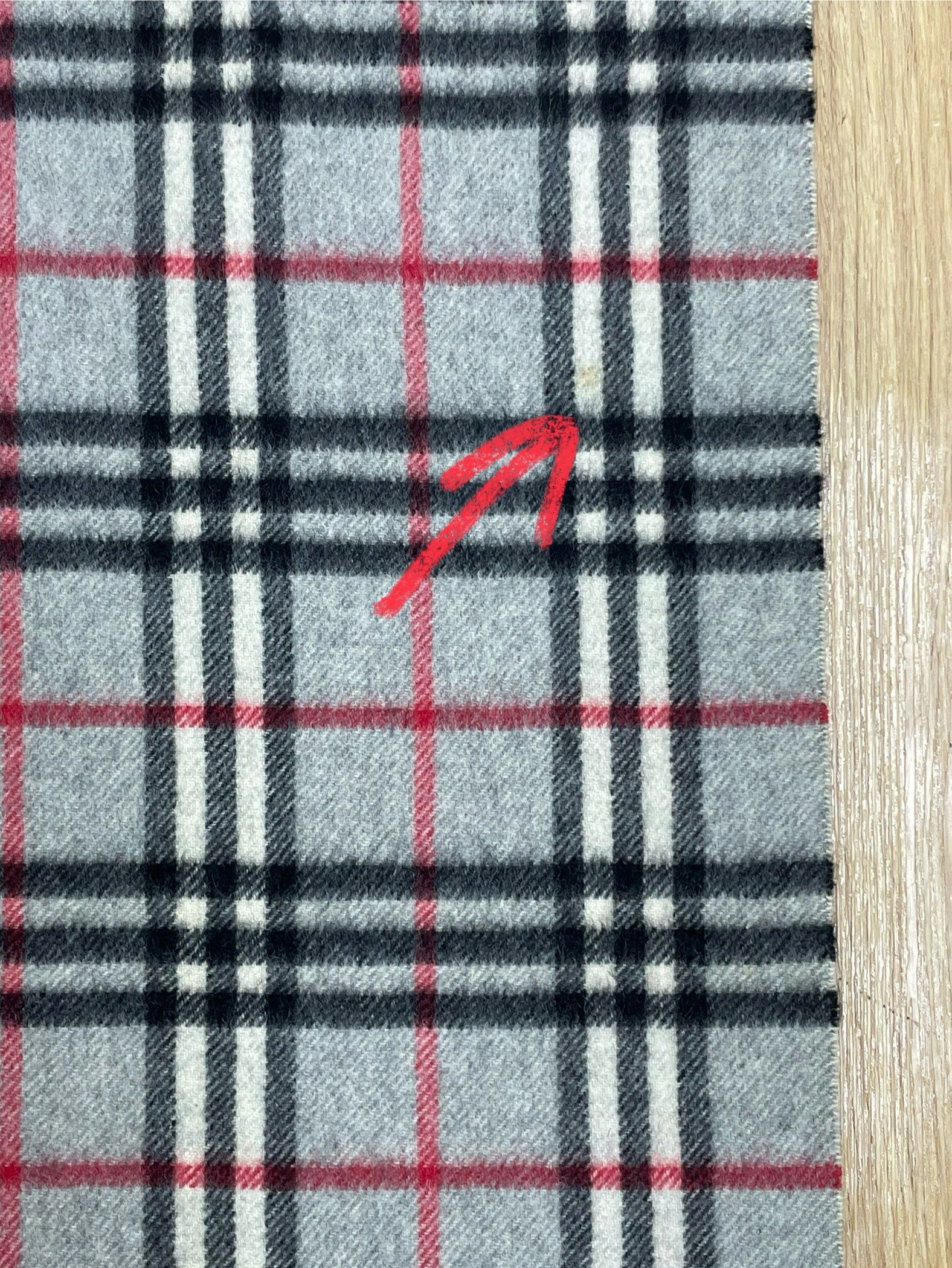 Burberry Burberrys Scarf / Muffler - 6165 Size ONE SIZE - 8 Thumbnail