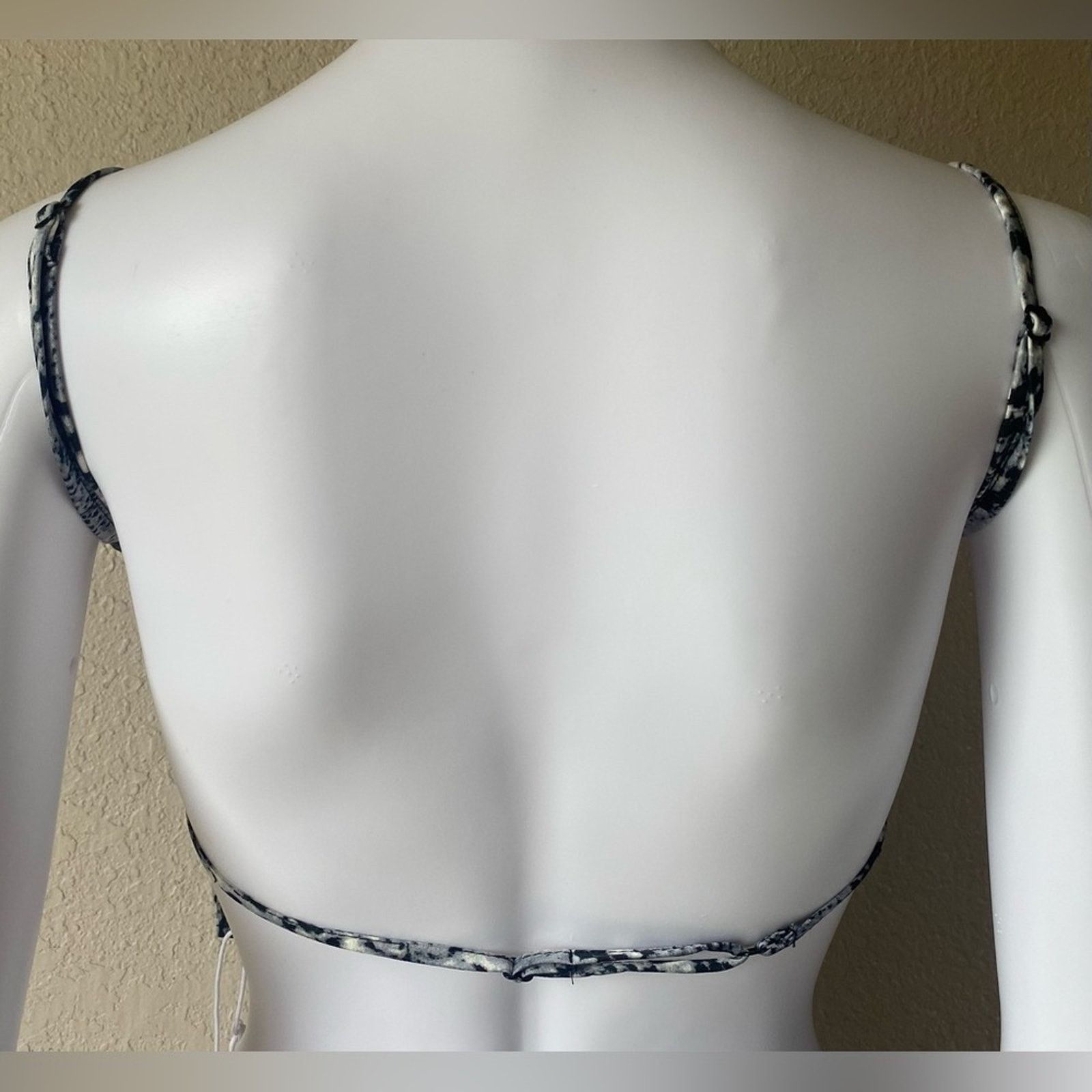PRINCESS POLLY Princess Polly | Snakeskin Sleeveless Backless Jura Top | 4 Size S / US 4 / IT 40 - 2 Thumbnail