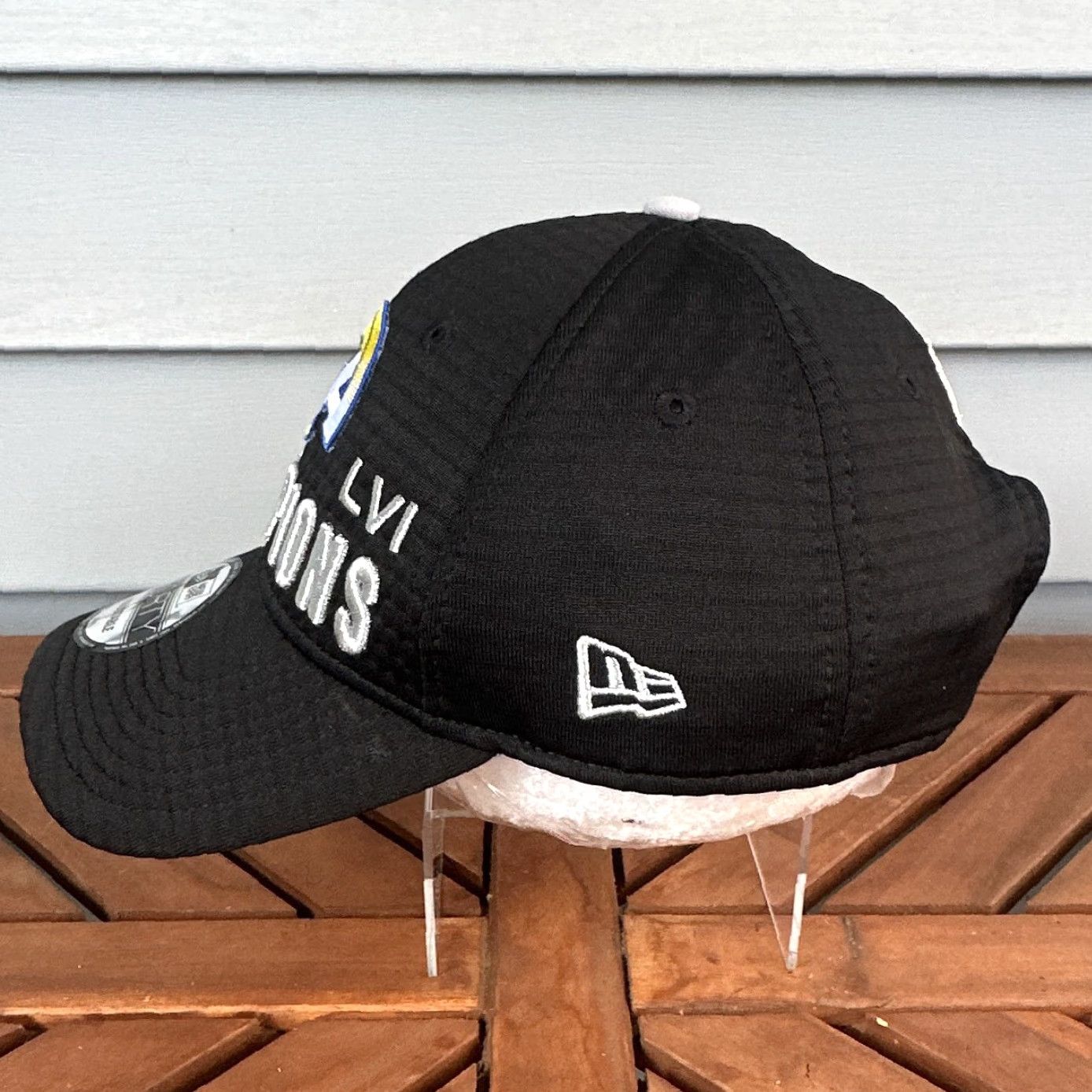 New Era VINTAGE Los Angeles Rams Super Bowl LVI Hat Cap Black Side Patch New Era 9Forty Snapback Cap Mens One Size Black Patch Snapback Sports Football 90s? Size ONE SIZE - 5 Thumbnail