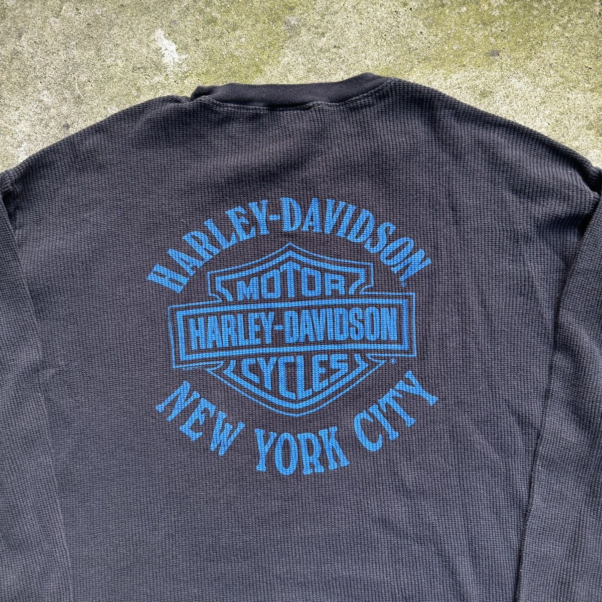 Harley Davidson VINTAGE HARLEY DAVIDSON FLAME LOGO THERMAL LONGSLEEVE NYC XL Size US XL / EU 56 / 4 - 4 Thumbnail