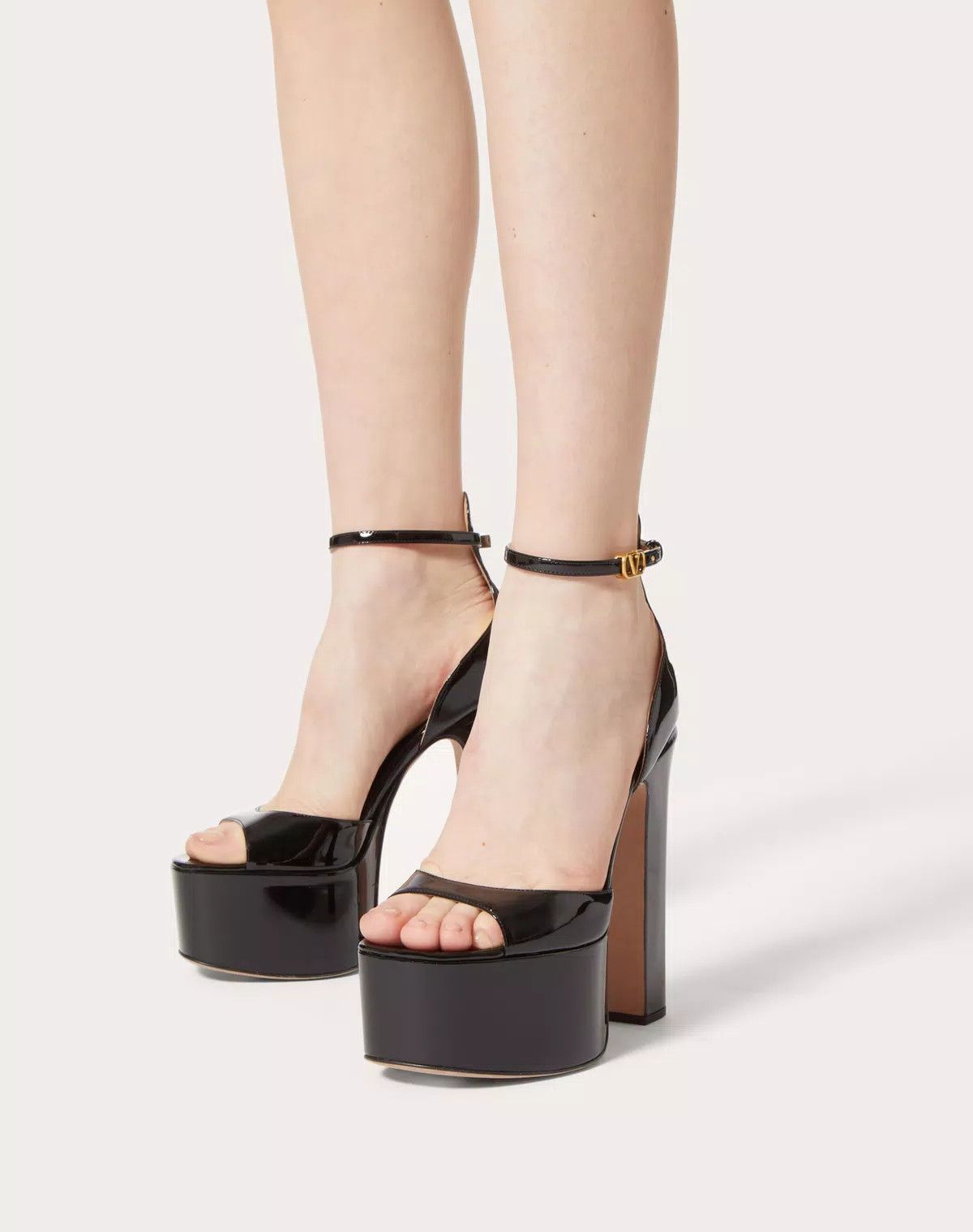 Valentino o1s1wg111125 Leather Platform Sandals in Nero Size US 10 / IT 40 - 5 Thumbnail