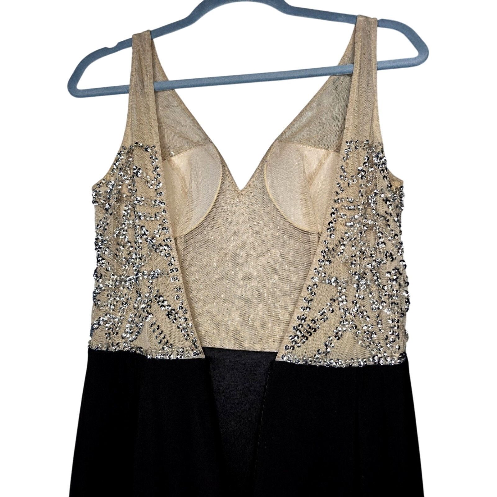 Adrianna Papell Adrianna Papell Beaded Gown V-Neck Sleeveless Dress Size 6 Size M / US 6-8 / IT 42-44 - 10 Thumbnail