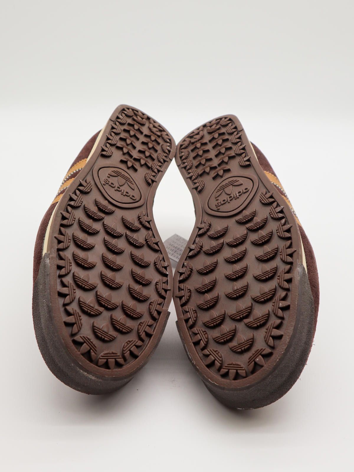 Adidas adidas Originals AS 520 - FW0678 – Premium Terrace Classic Size US 8.5 / EU 41-42 - 3 Thumbnail