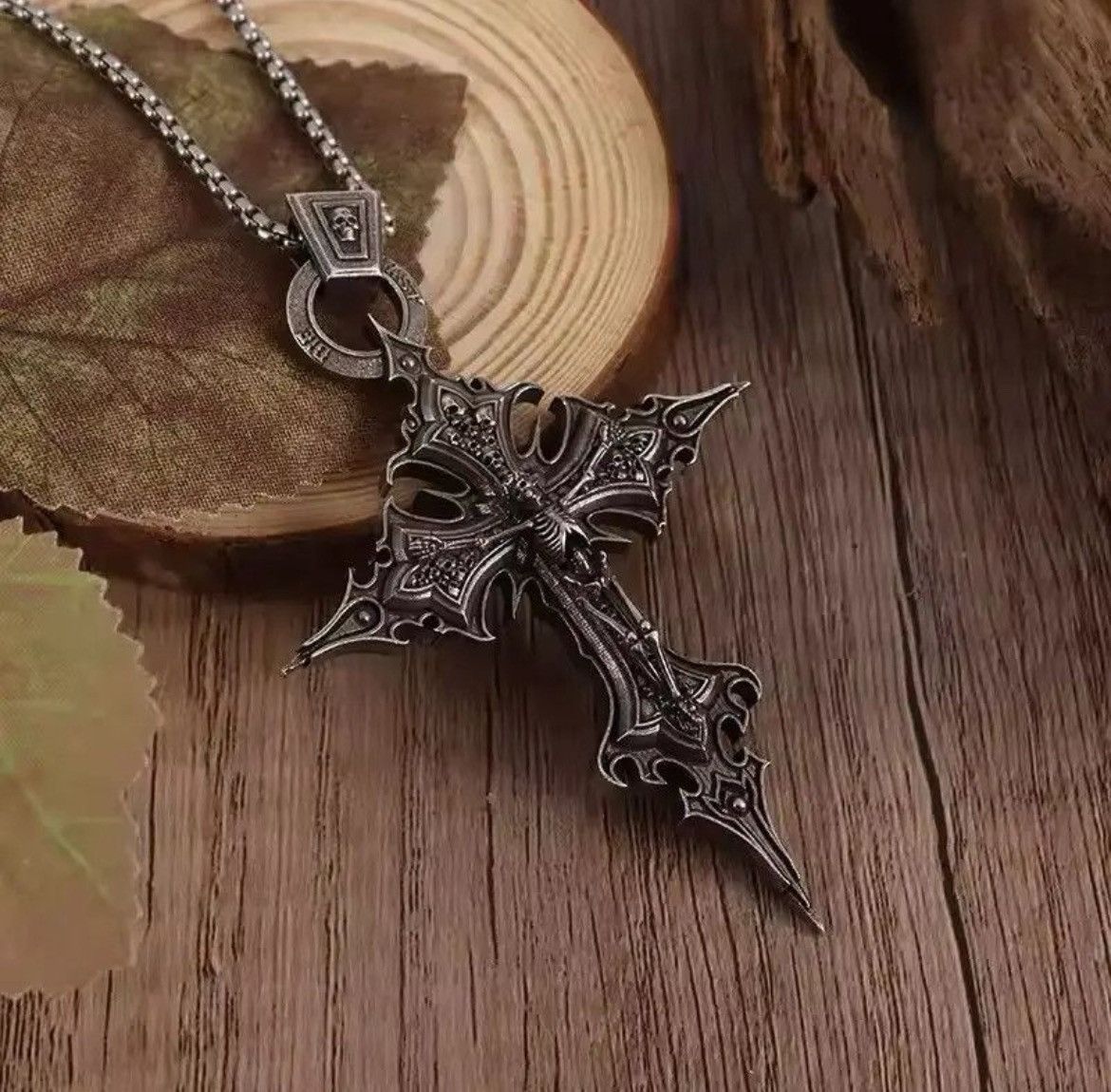 Japanese Brand Gothic Skeleton Cross Necklace Size ONE SIZE - 4 Thumbnail
