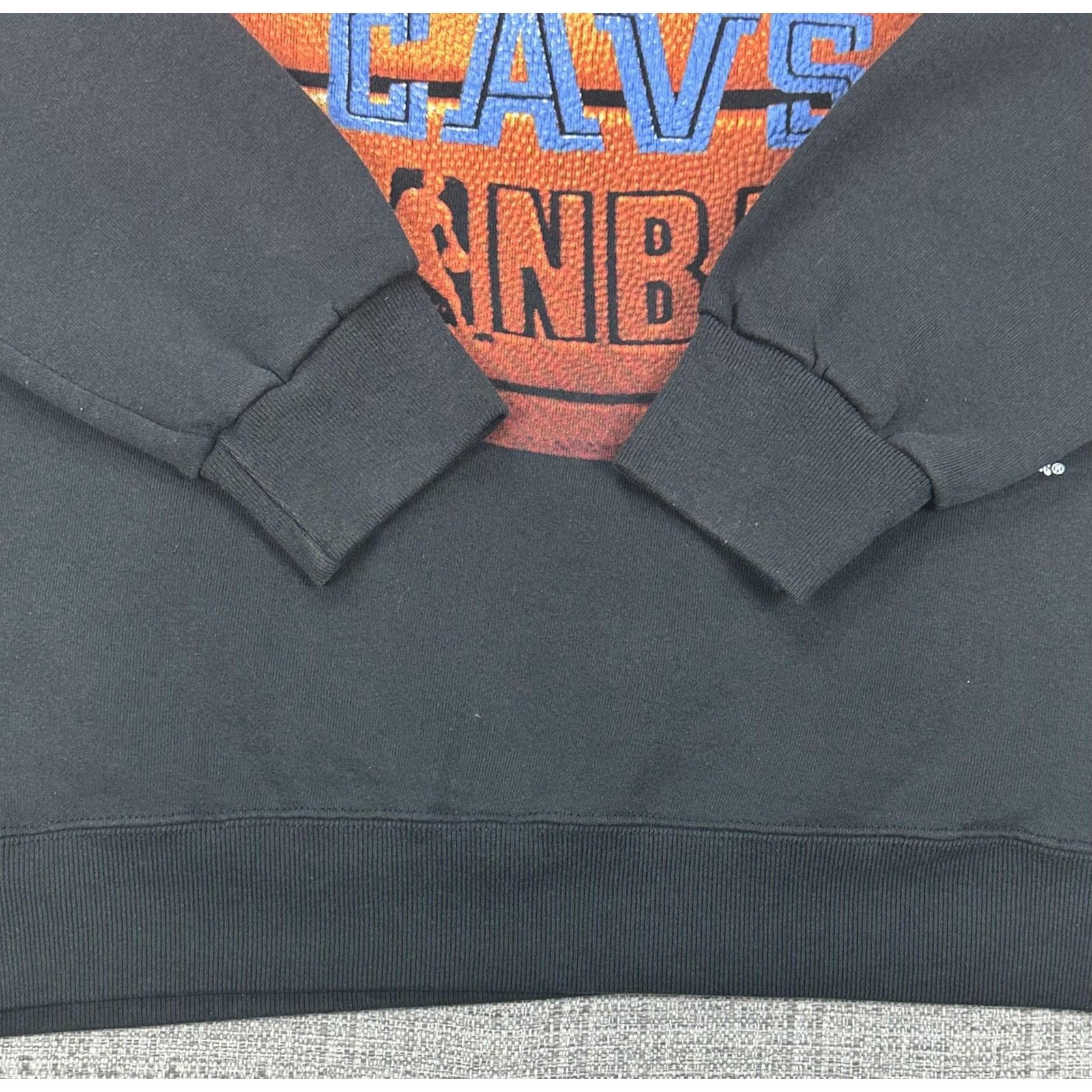 Nutmeg Cleveland Cavaliers Sweatshirt Sz XL Black NBA Nutmeg 1990s Size US XL / EU 56 / 4 - 7 Thumbnail