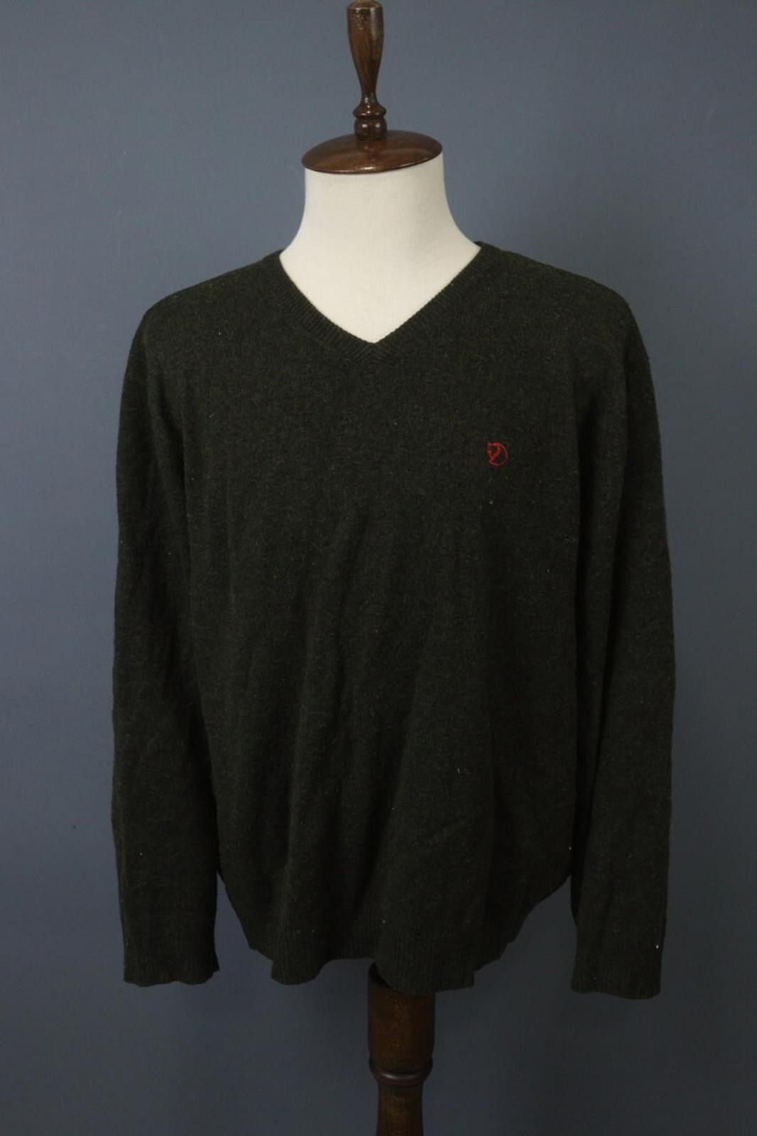 Fjallraven Fjällräven Green 100% Wool Knitted V-Neck Sweater Size 2XL Size US XXL / EU 58 / 5 - 1 Thumbnail