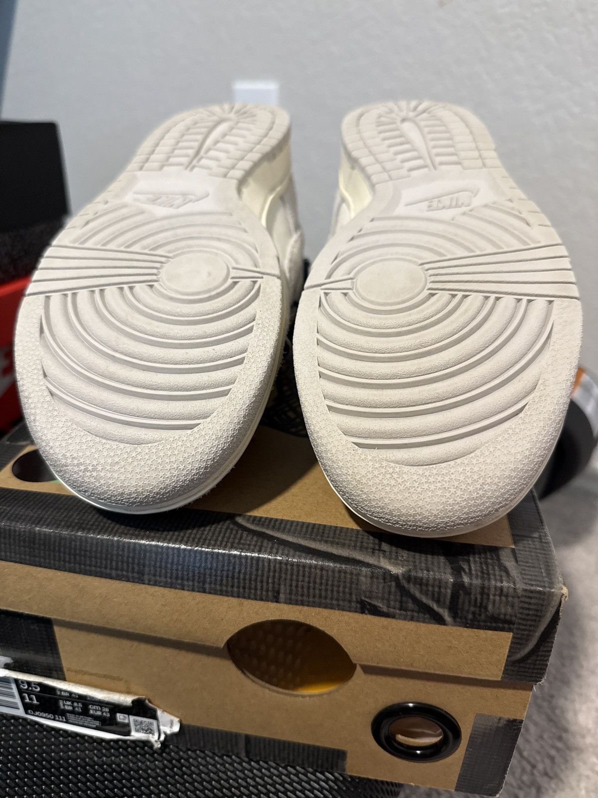 Nike × Off-White Nike x OFF-WHITE Dunk Low Lot 16 of 50 🚨 Size US 9.5 / EU 42-43 - 7 Thumbnail