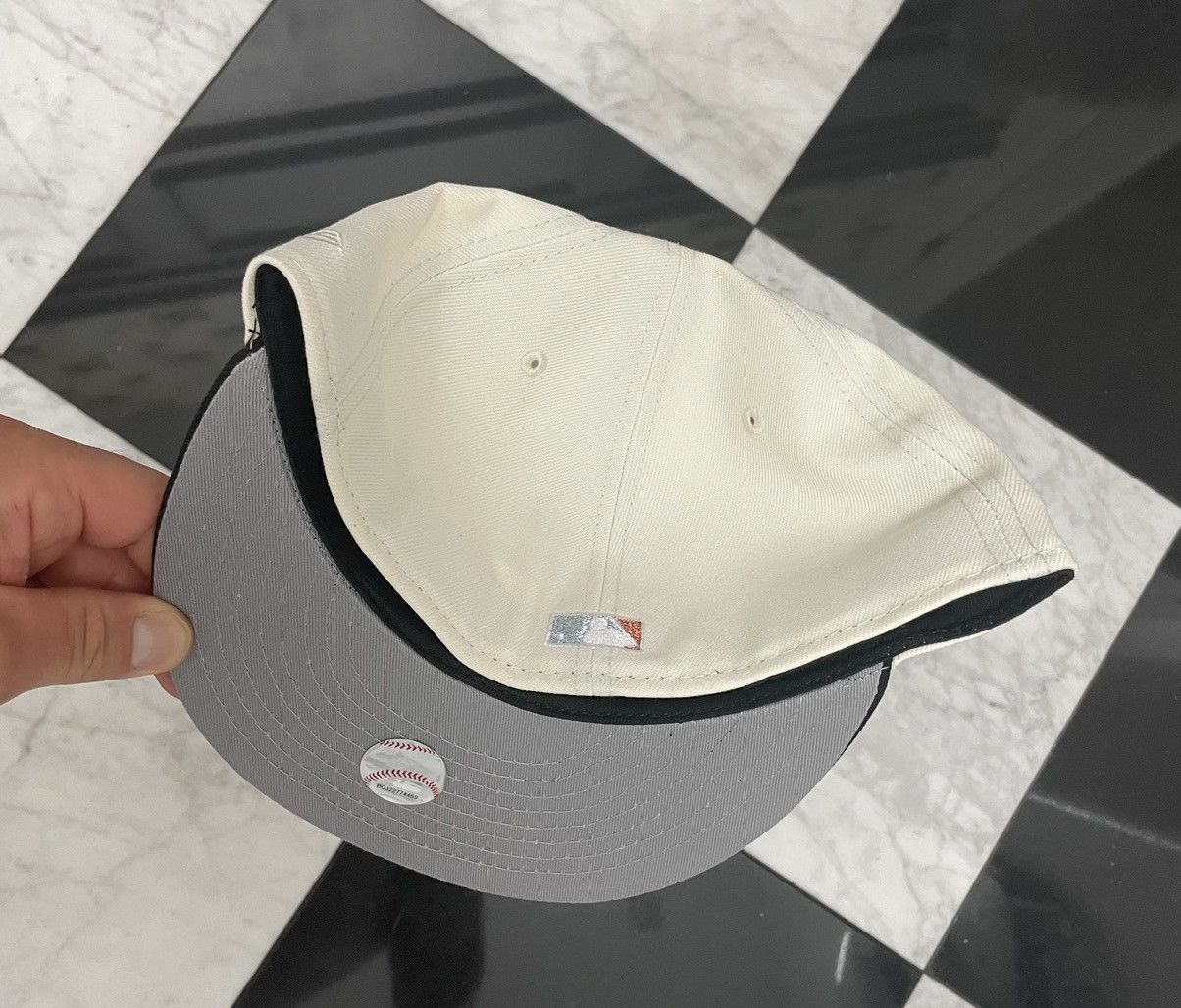 New Era 🔥 Exclusive Dodgers fitted size 7 3/8 Size ONE SIZE - 3 Thumbnail
