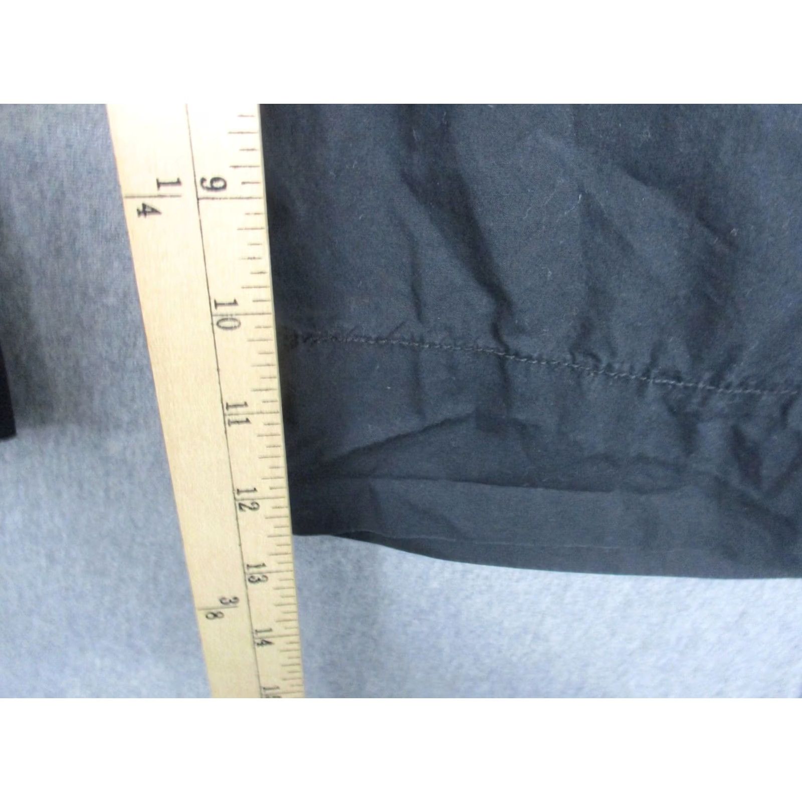 Rocawear Rocawear Cargo Shorts Mens 34 Black Cotton Canvas Pocket 12in Inseam Hip Hop Streetwear Casual Workwear Size US 34 / EU 50 - 4 Thumbnail