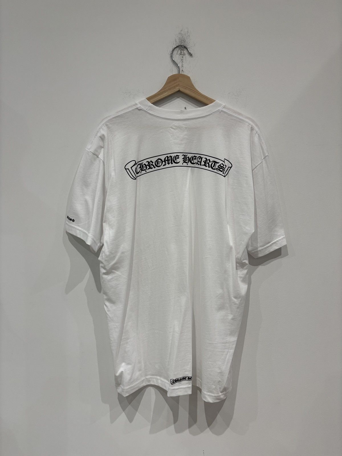 Chrome Hearts Chrome Hearts Scroll Logo Shirt White Size: XL Size US XL / EU 56 / 4 - 3 Thumbnail