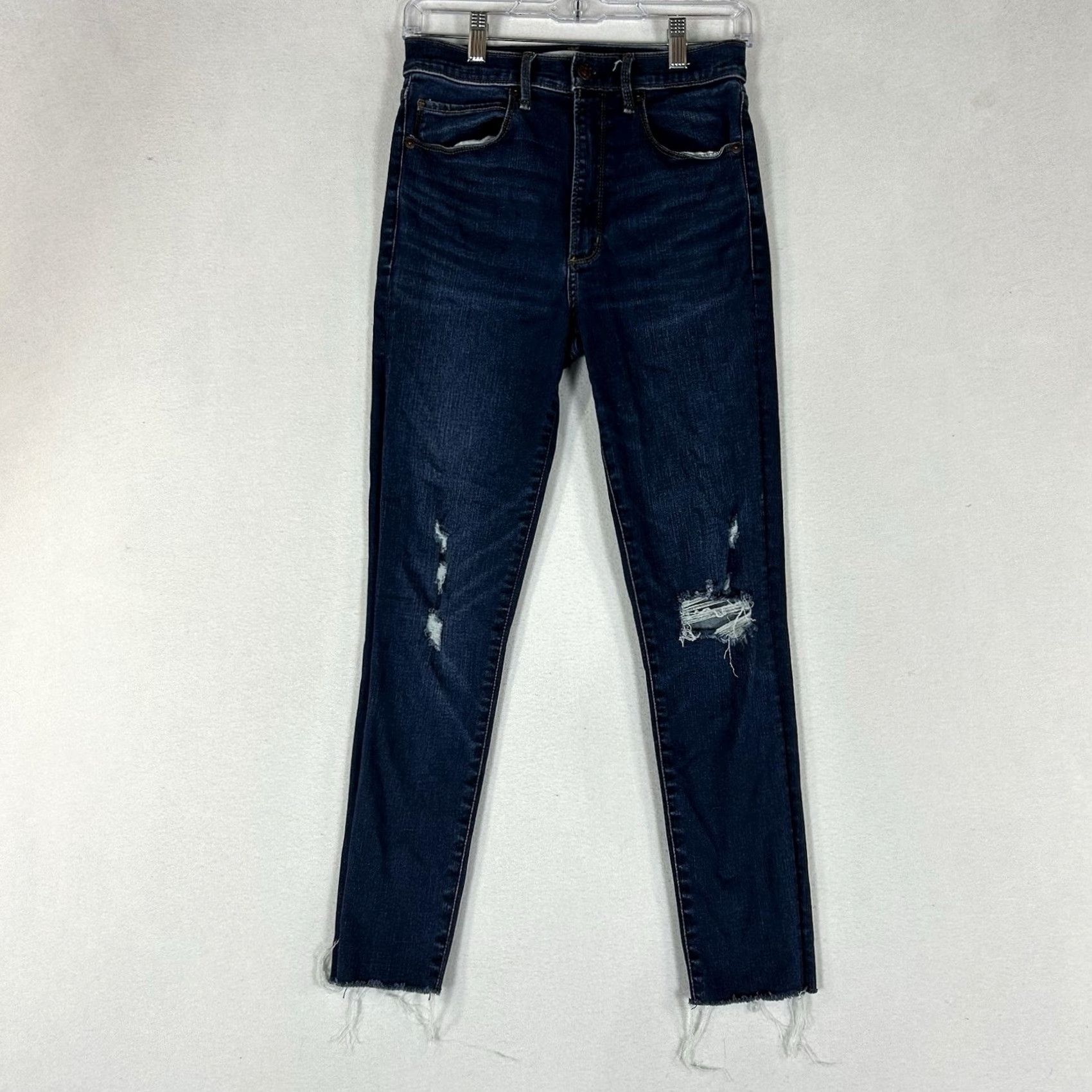 Abercrombie & Fitch Abercrombie & Fitch The Super Skinny Ultra High Rise Jeans Womens 28 Stretch Size 28" / US 6 / IT 42 - 2 Thumbnail