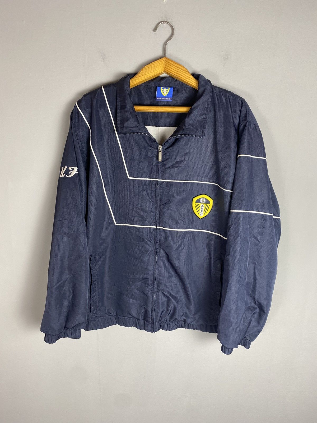 Umbro Vintage LUFC Leeds jacket football Size US L / EU 52-54 / 3 - 1 Thumbnail
