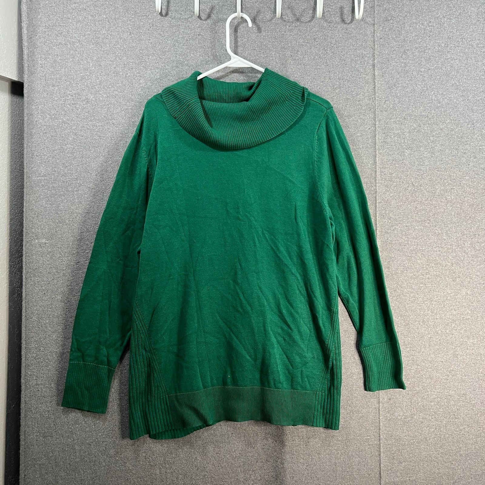 Isaac Mizrahi Isaac Mizrahi LIVE! Cowl Neck Sweater with Rib Detail Size XL / US 12-14 / IT 48-50 - 1 Thumbnail