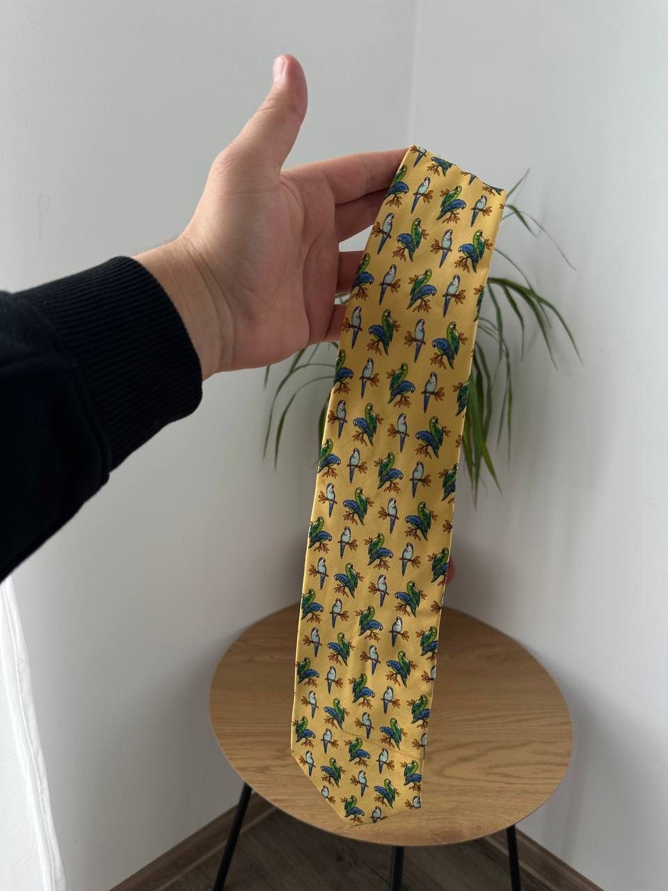 Yves Saint Laurent Vintage Yves Saint Laurent Parrot Print Silk Tie Rare YSL Size ONE SIZE - 5 Thumbnail