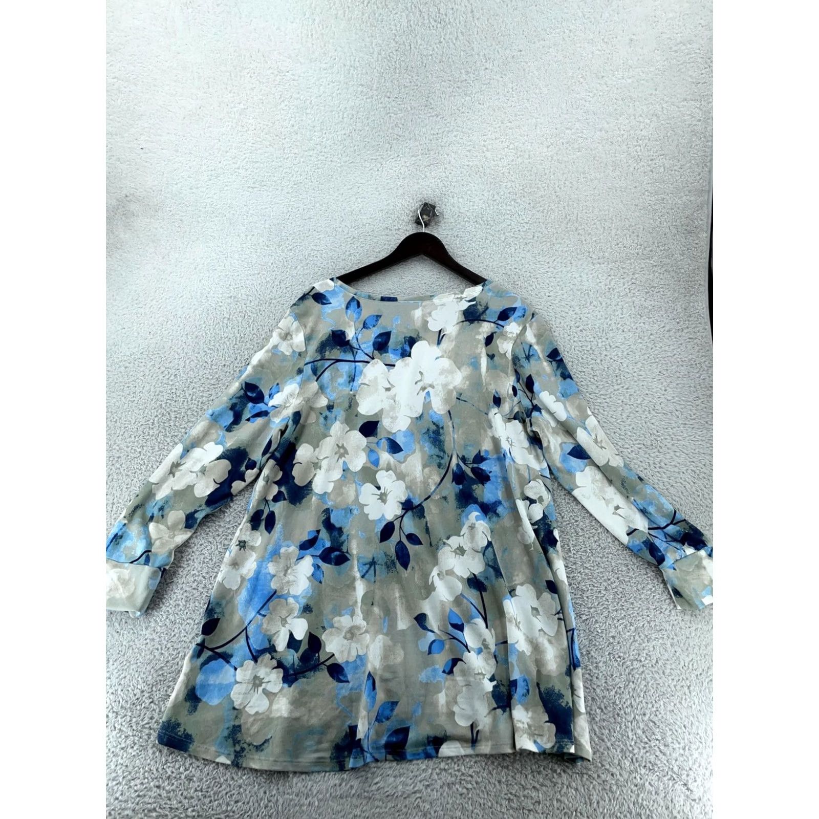 Vintage LuLaRoe Tunic Shirt Womens XL Blue Gray Floral Elizabeth Stretch V Neck Pullover Size XL / US 12-14 / IT 48-50 - 3 Thumbnail