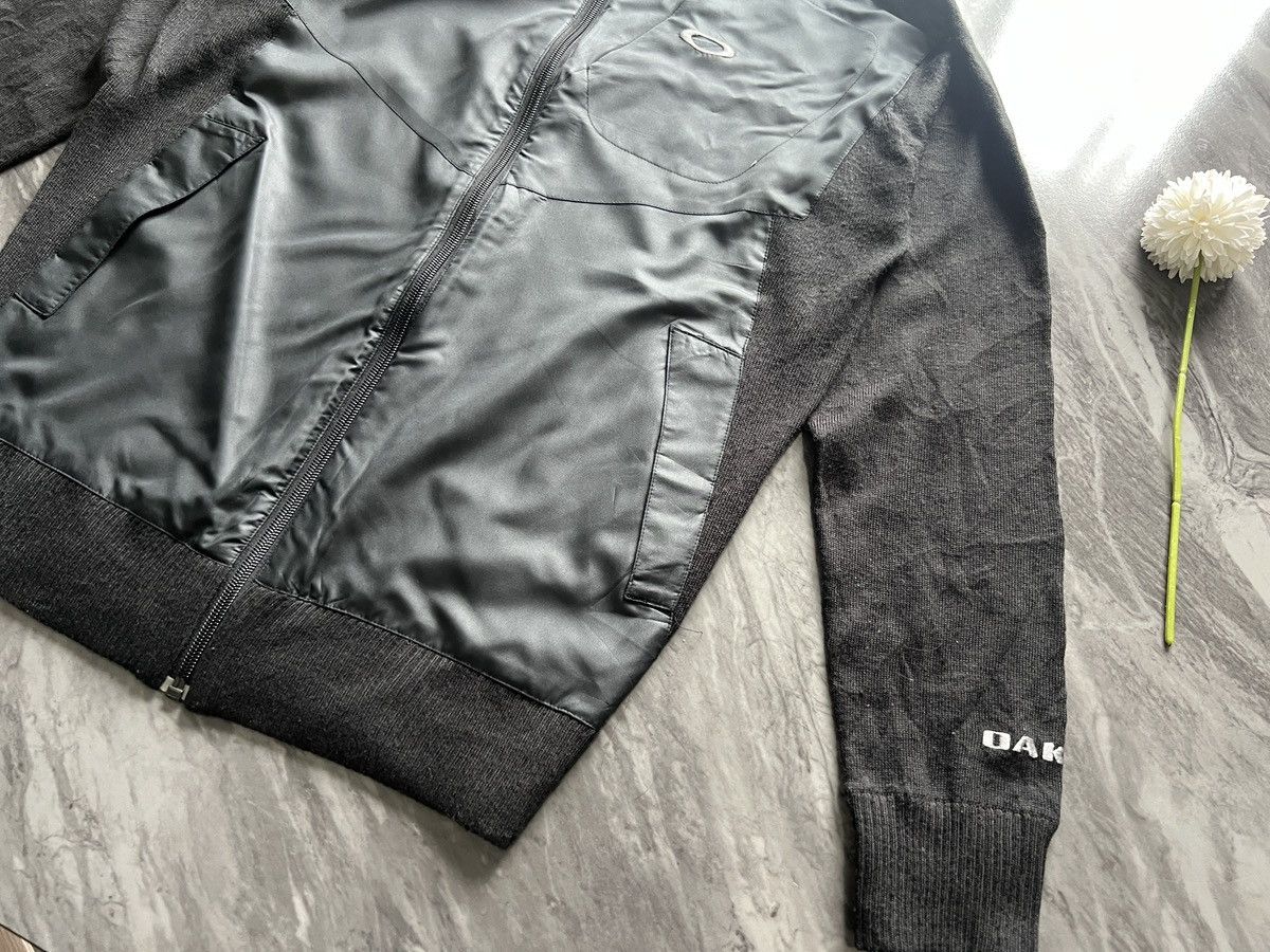Oakley Oakley : Light Jacket Track Trace Embroidered Logo Pocket Size US M / EU 48-50 / 2 - 4 Thumbnail