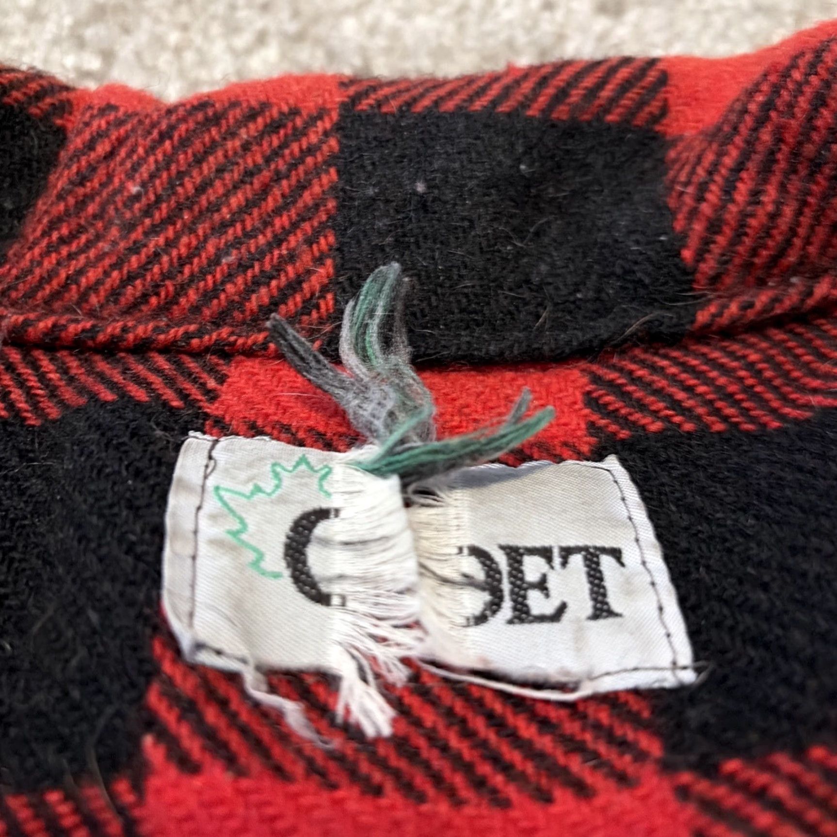 YOKE VINTAGE Codet Jacket Western Plaid Back Yoke Button Front XL Men Red Flannel 80s Size US XL / EU 56 / 4 - 4 Thumbnail