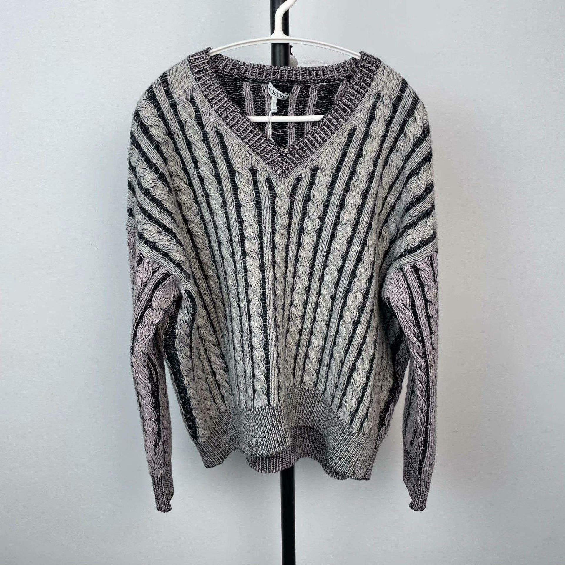 Loewe Loewe Sweater 28 Men Size US XS / EU 42 / 0 - 1 Thumbnail