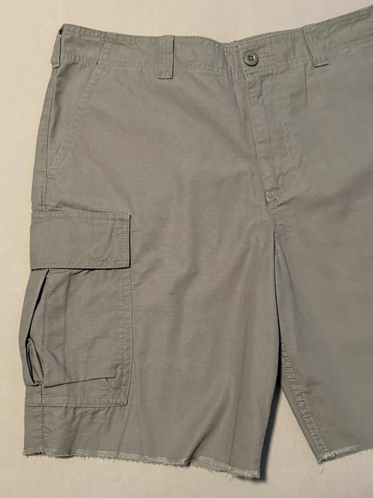 Nike SB Vintage Nike SB Men’s Cutoff Ripstop Cargo Shorts VNDS Size US 34 / EU 50 - 3 Thumbnail