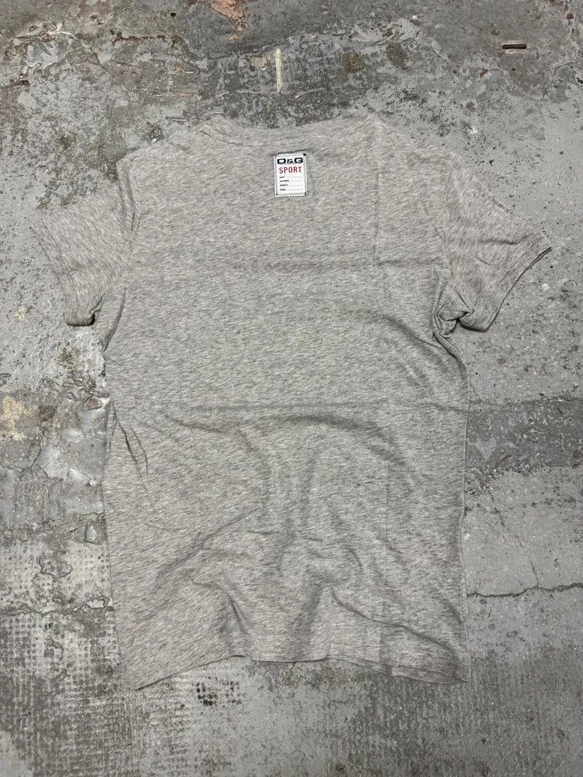 Designer × Dolce & Gabbana × Vintage 2000s Dolce & Gabbana Bull Espana Grey T-Shirt Size US XS / EU 42 / 0 - 5 Thumbnail