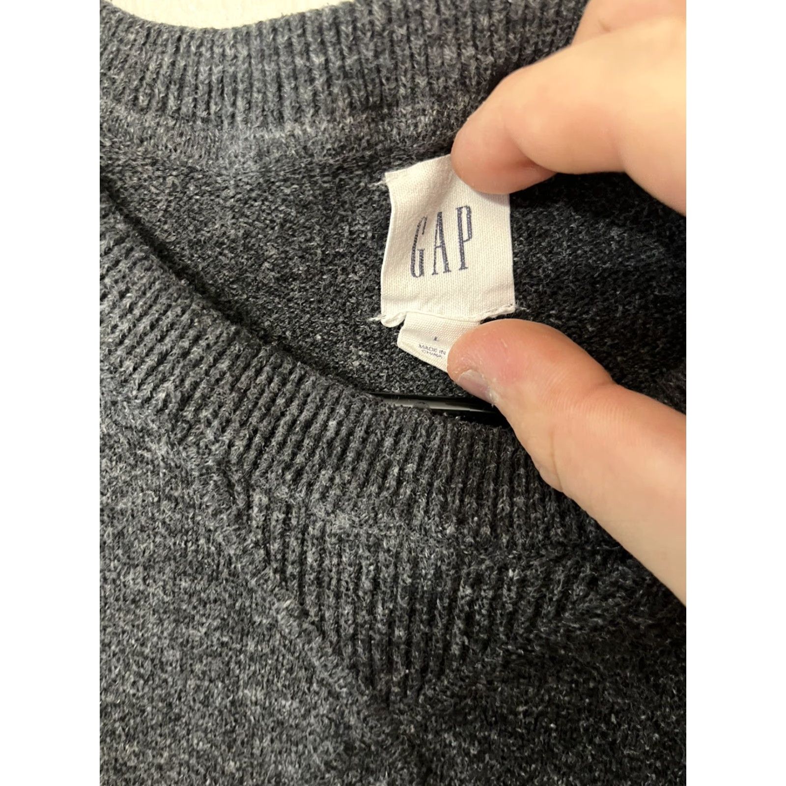 Gap Gap Mens Sweater Pullover Knit Crew Neck Long Sleeve Gray L Regular Cotton Blend Merino Casual Fall Winter Sports Fitness Mens Size US L / EU 52-54 / 3 - 3 Thumbnail