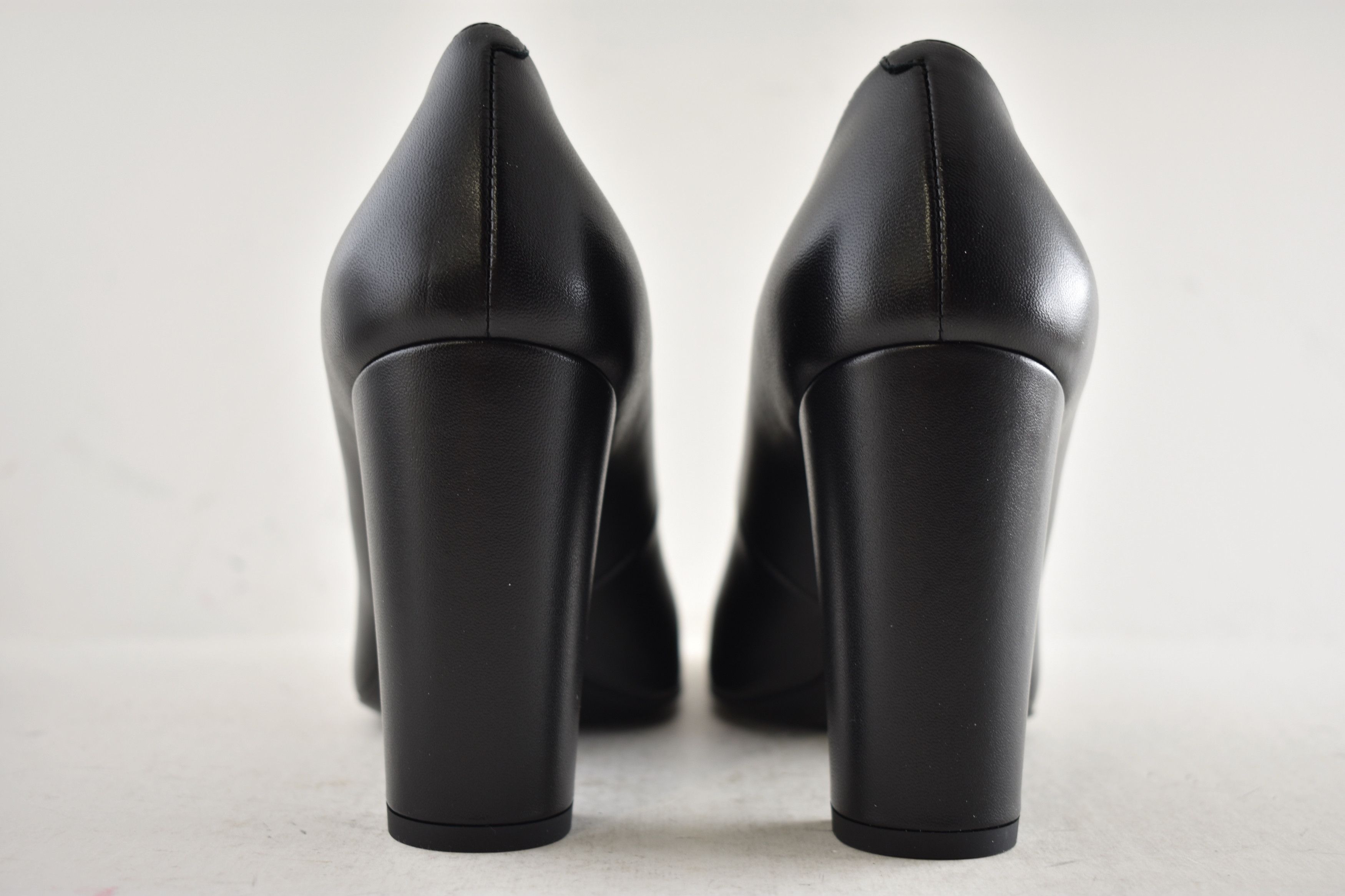 Chanel 26S Blazy White Square Toe Turnlock CC Block Heel Pump 40 Size US 10 / IT 40 - 21 Thumbnail