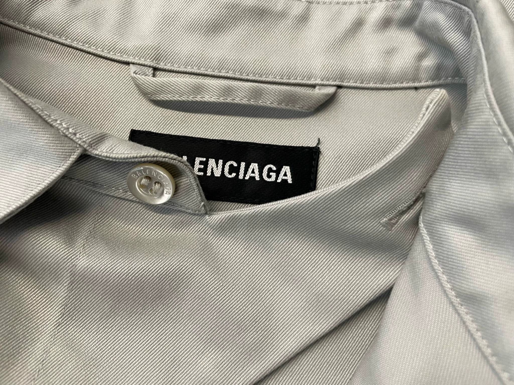 Balenciaga Balenciaga Padlock Logo Oversized Shirt Size US M / EU 48-50 / 2 - 5 Thumbnail
